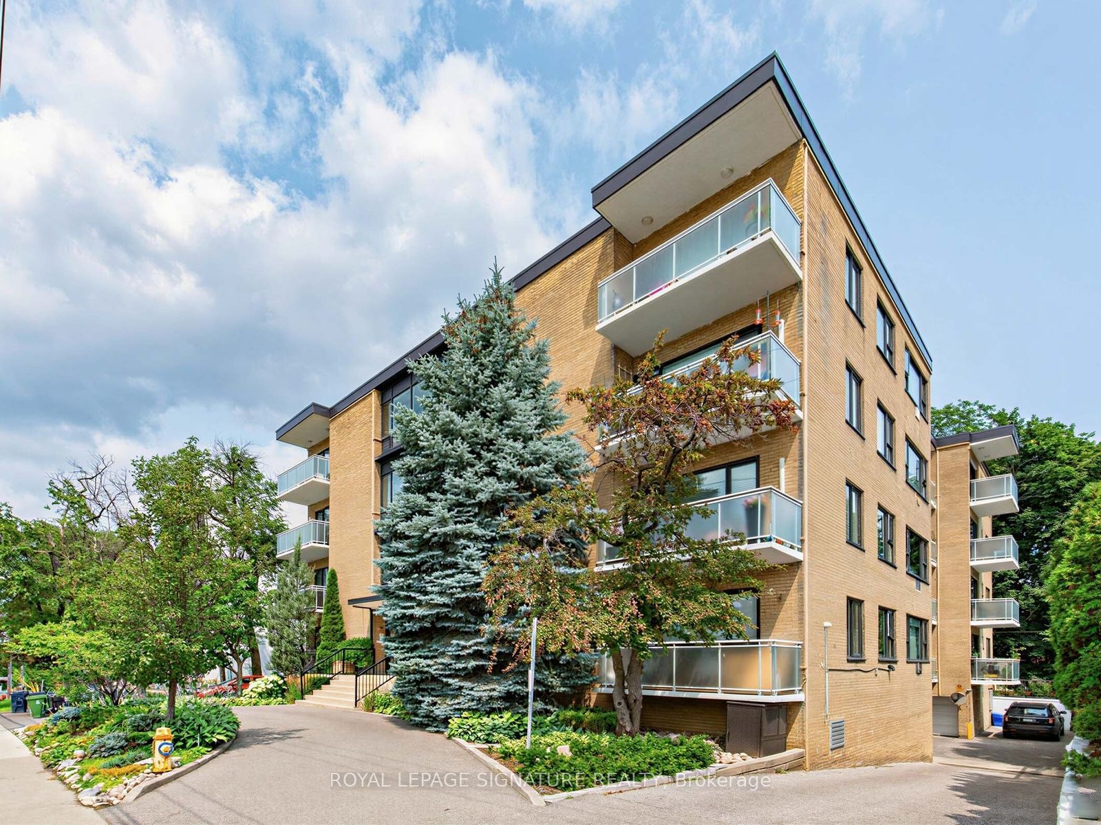 1901 Bayview Avenue 106, Toronto, ON M4G 3E4