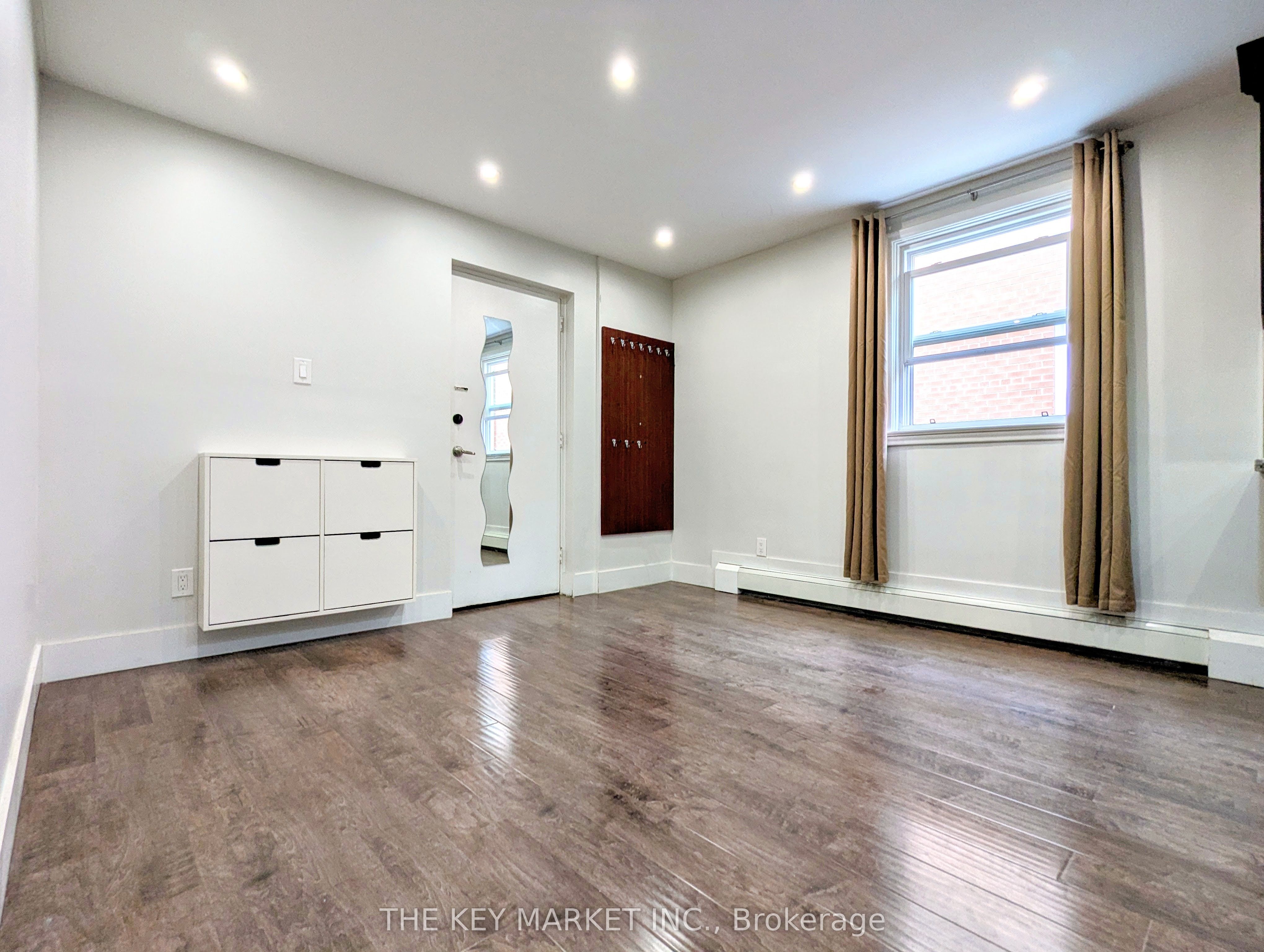 211 St Clements Avenue 2, Toronto, ON M4R 1H3 photo 5