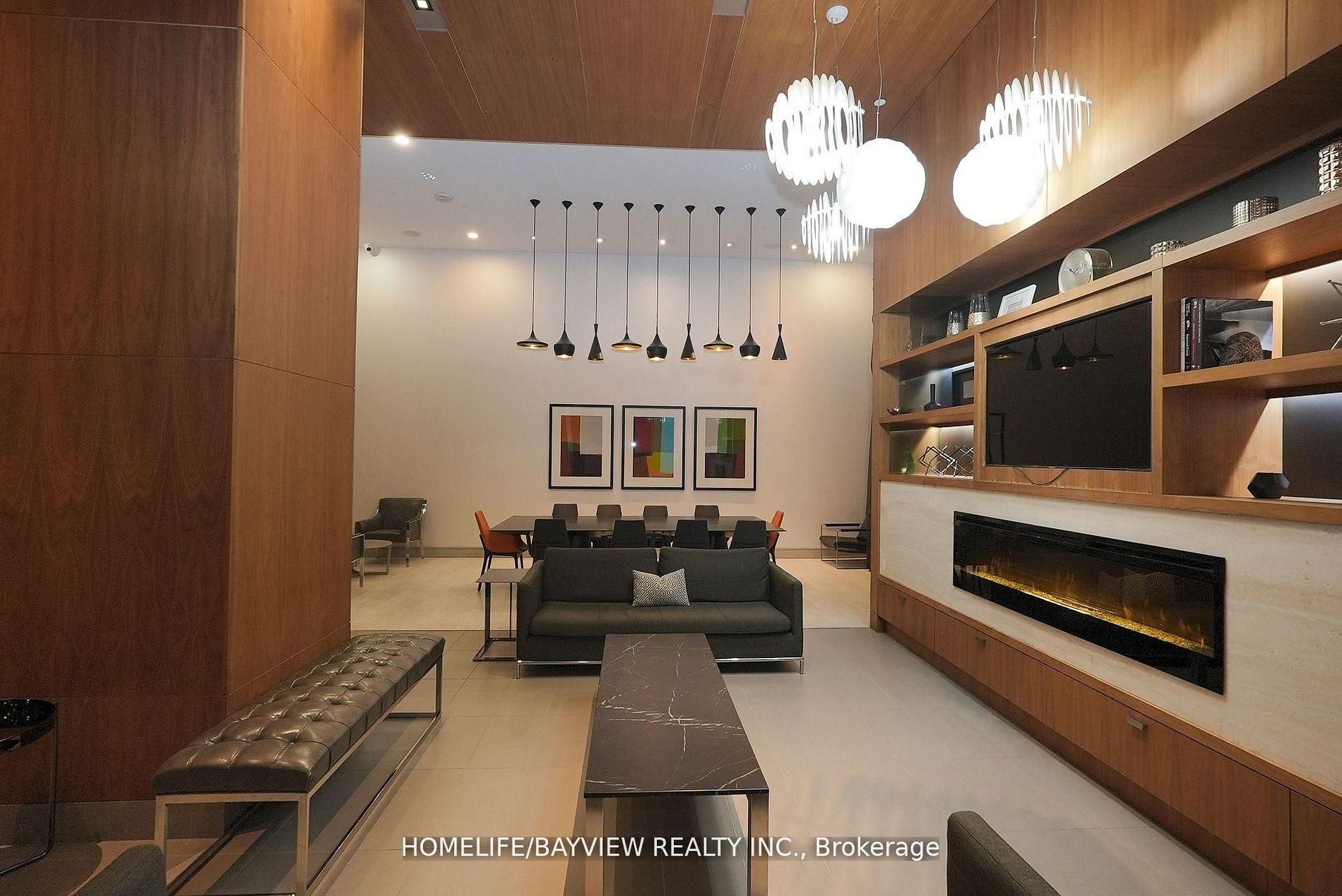 295 Adelaide Street W 316, Toronto, ON M5V 1P7 photo 3