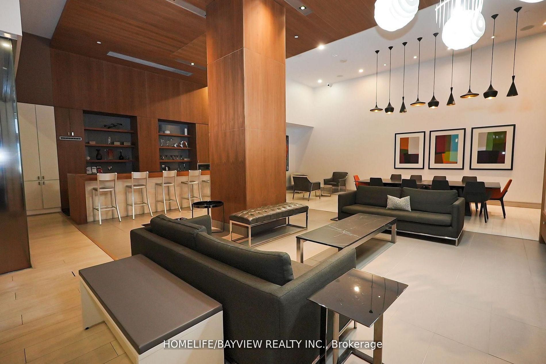 295 Adelaide Street W 316, Toronto, ON M5V 1P7 photo 4
