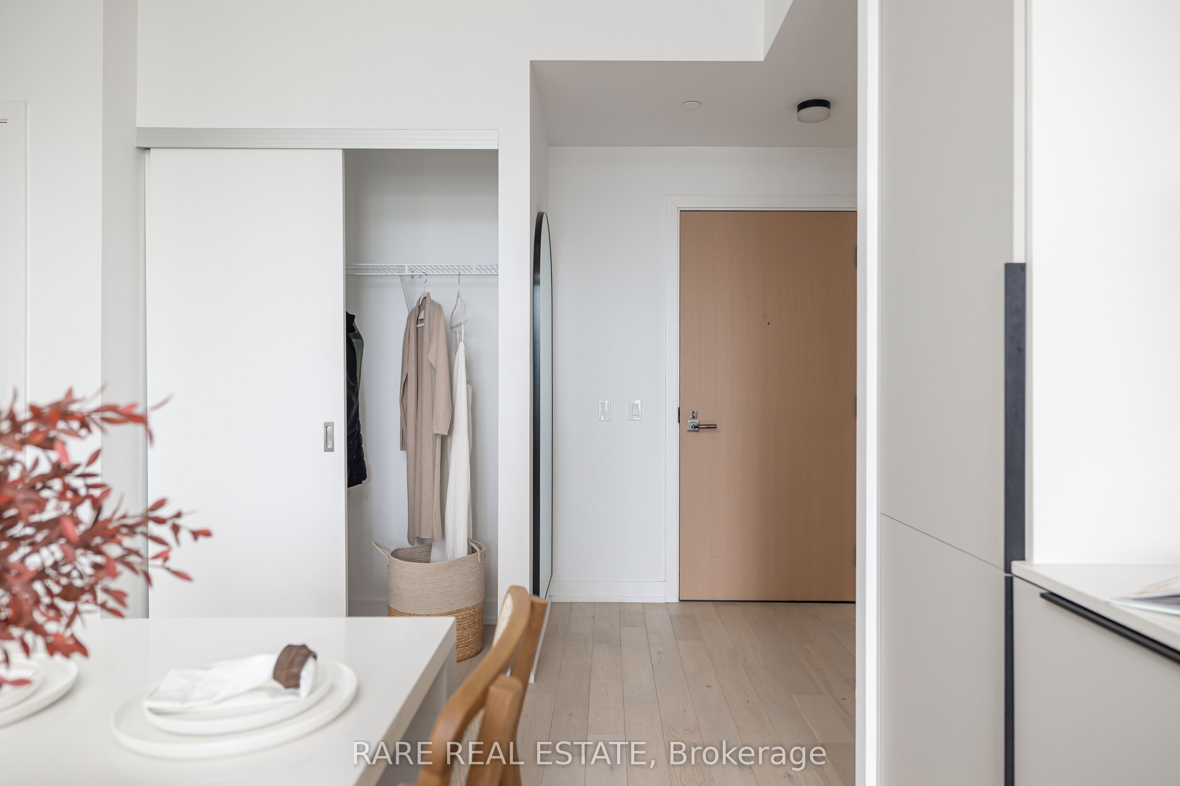 200 Sudbury Street 907, Toronto, ON M6J 0H1 photo 3