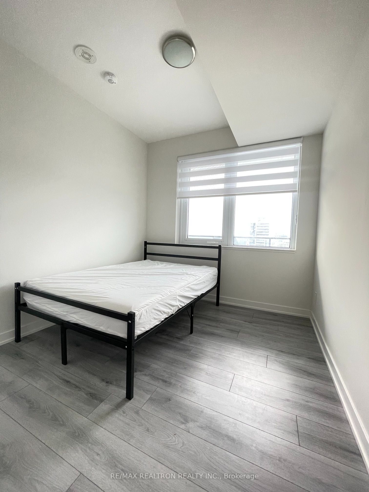 15 Ellerslie Avenue 2610, Toronto, ON M2N 0L7 photo 3