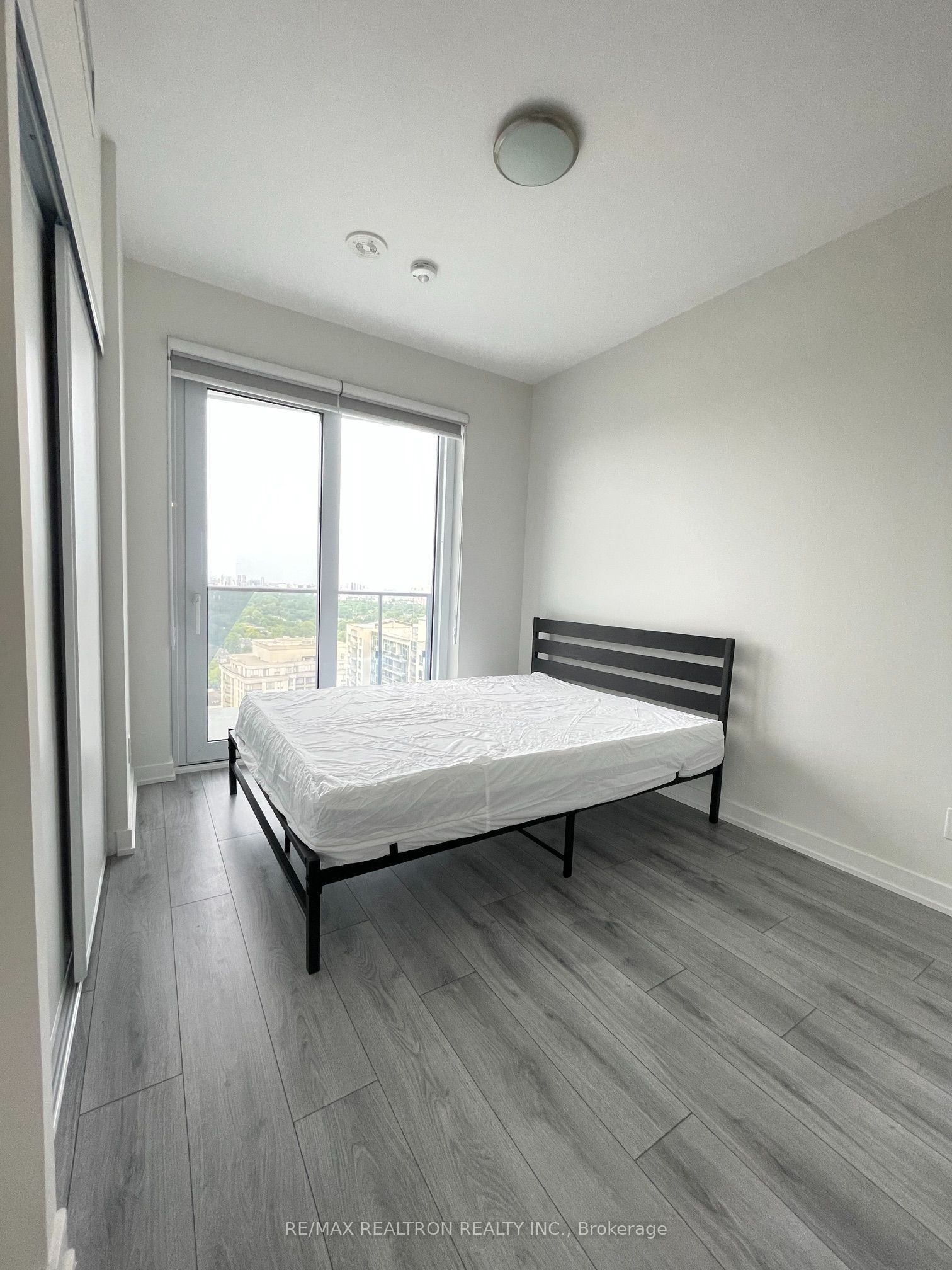 15 Ellerslie Avenue 2610, Toronto, ON M2N 0L7 photo 4