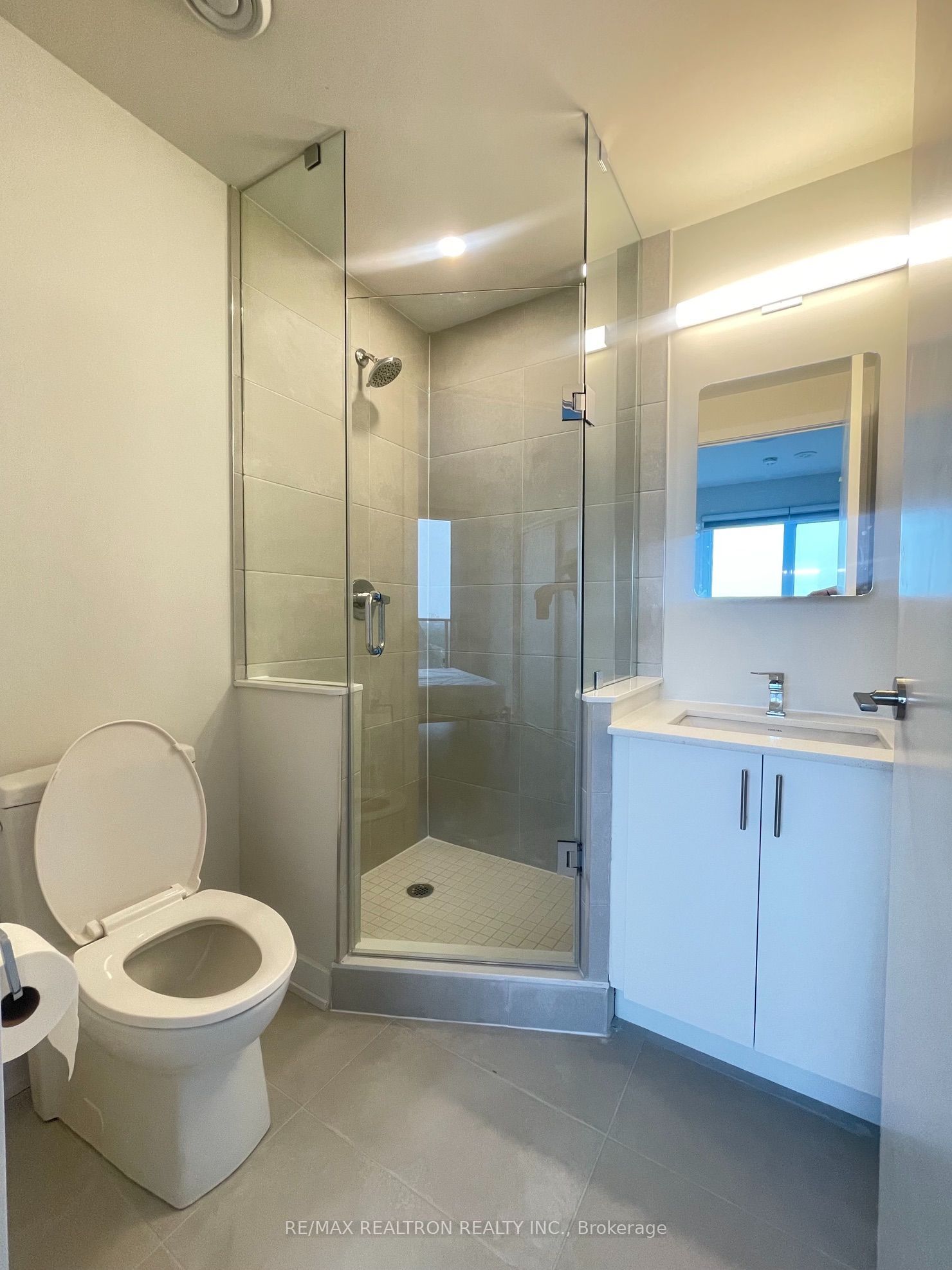 15 Ellerslie Avenue 2610, Toronto, ON M2N 0L7 photo 5