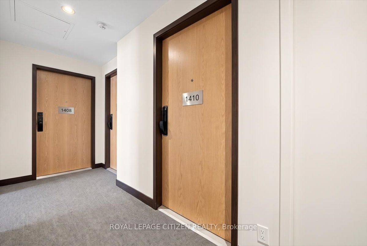 109 Erskine Avenue 1410, Toronto, ON M4P 0G8 photo 2