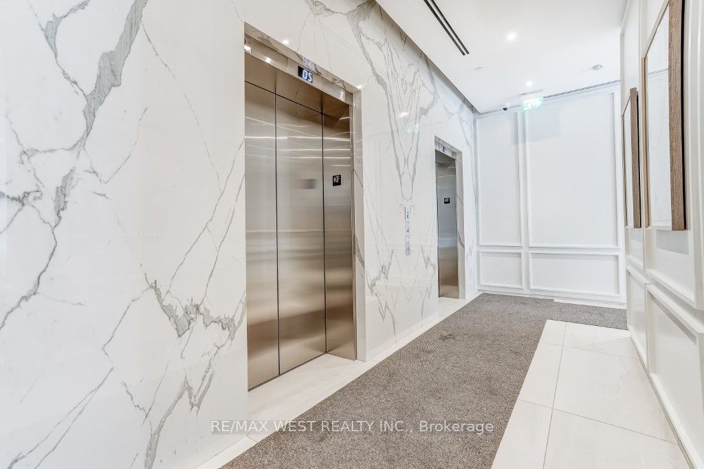 100 Queen Street E 2808, Toronto, ON M5C 0B5 photo 4