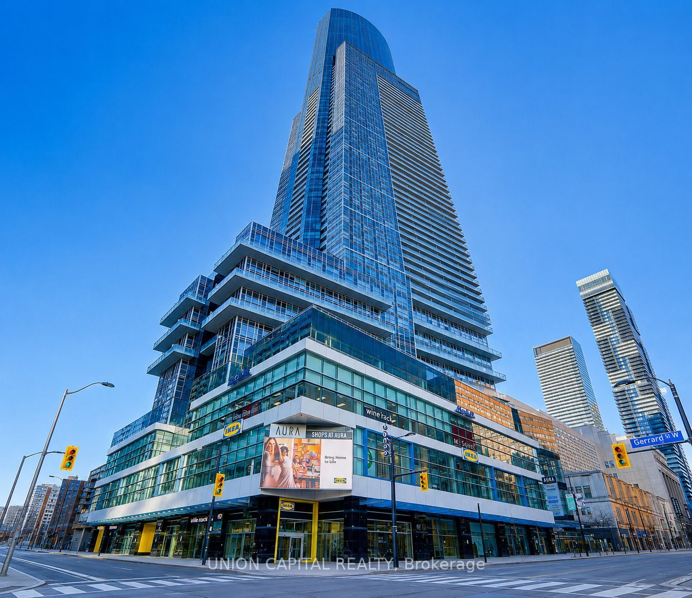 386 Yonge Street 4903, Toronto, ON M5B 0A5