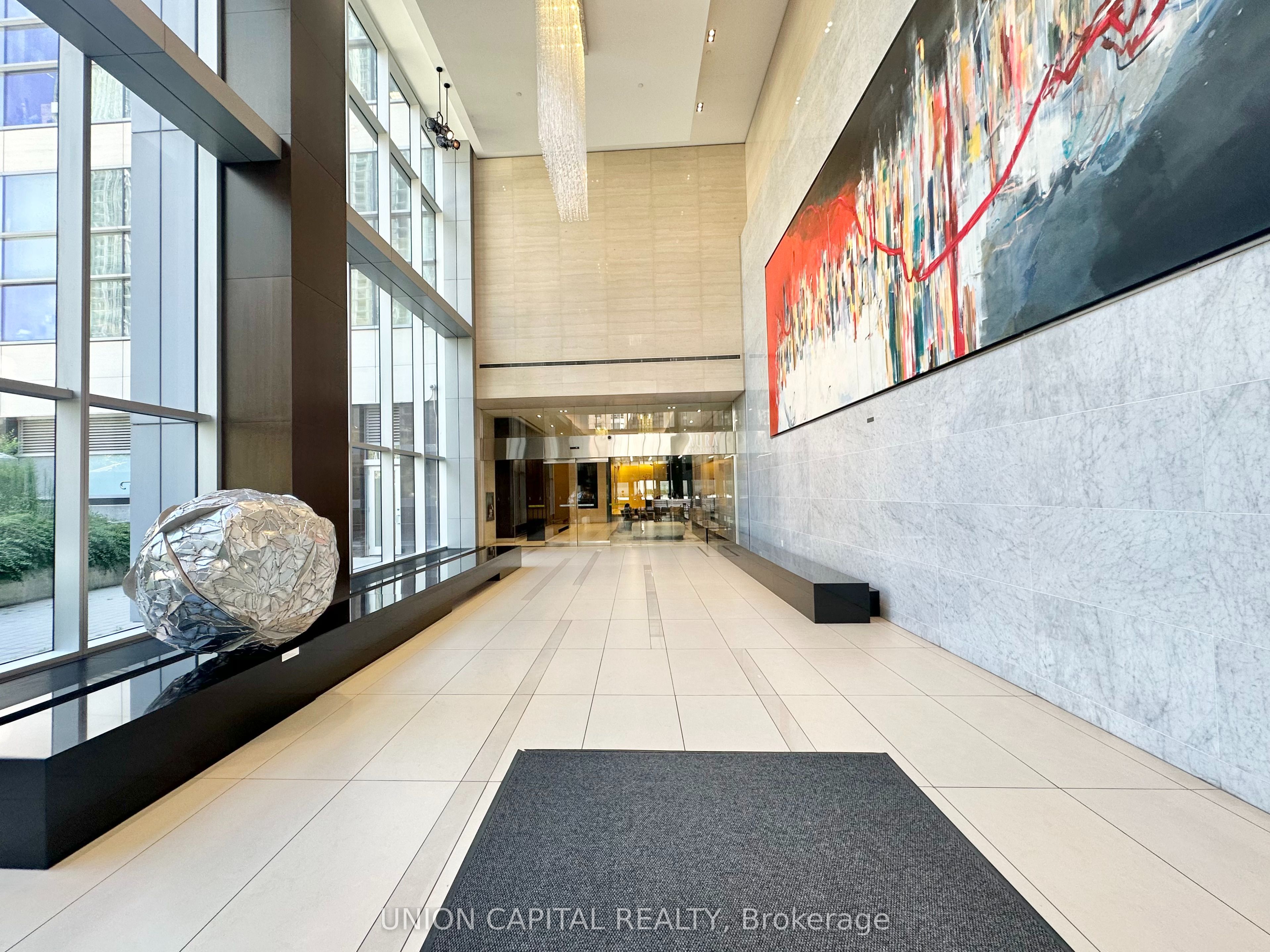 386 Yonge Street 4903, Toronto, ON M5B 0A5 photo 5