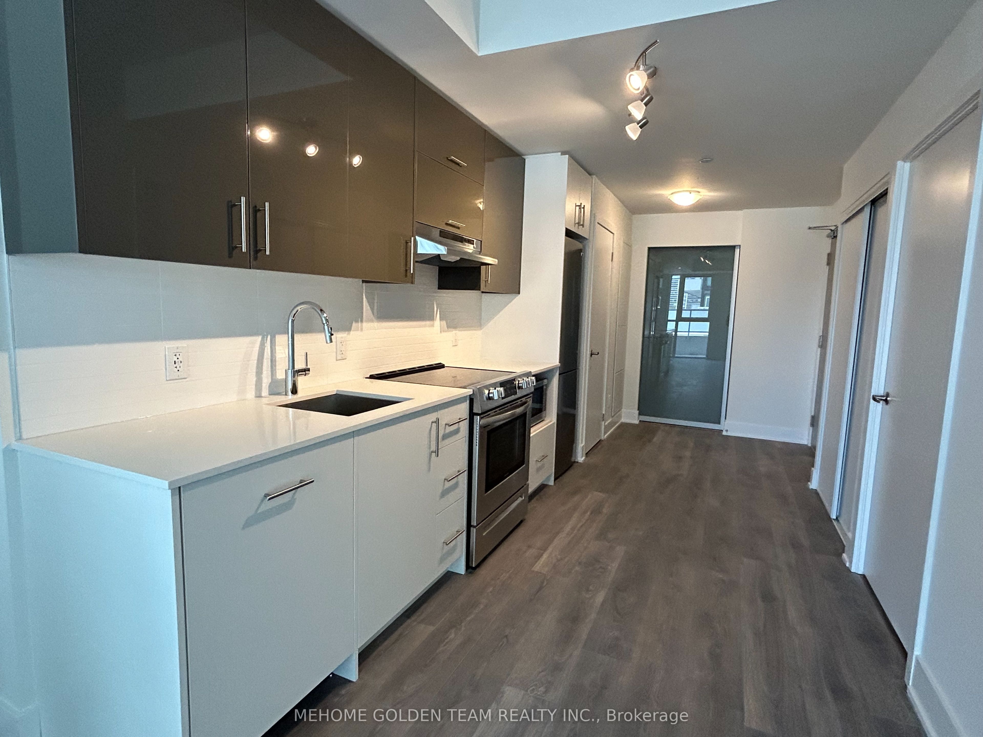 188 Fairview Mall Drive 602, Toronto, ON M2J 4T1 photo 2
