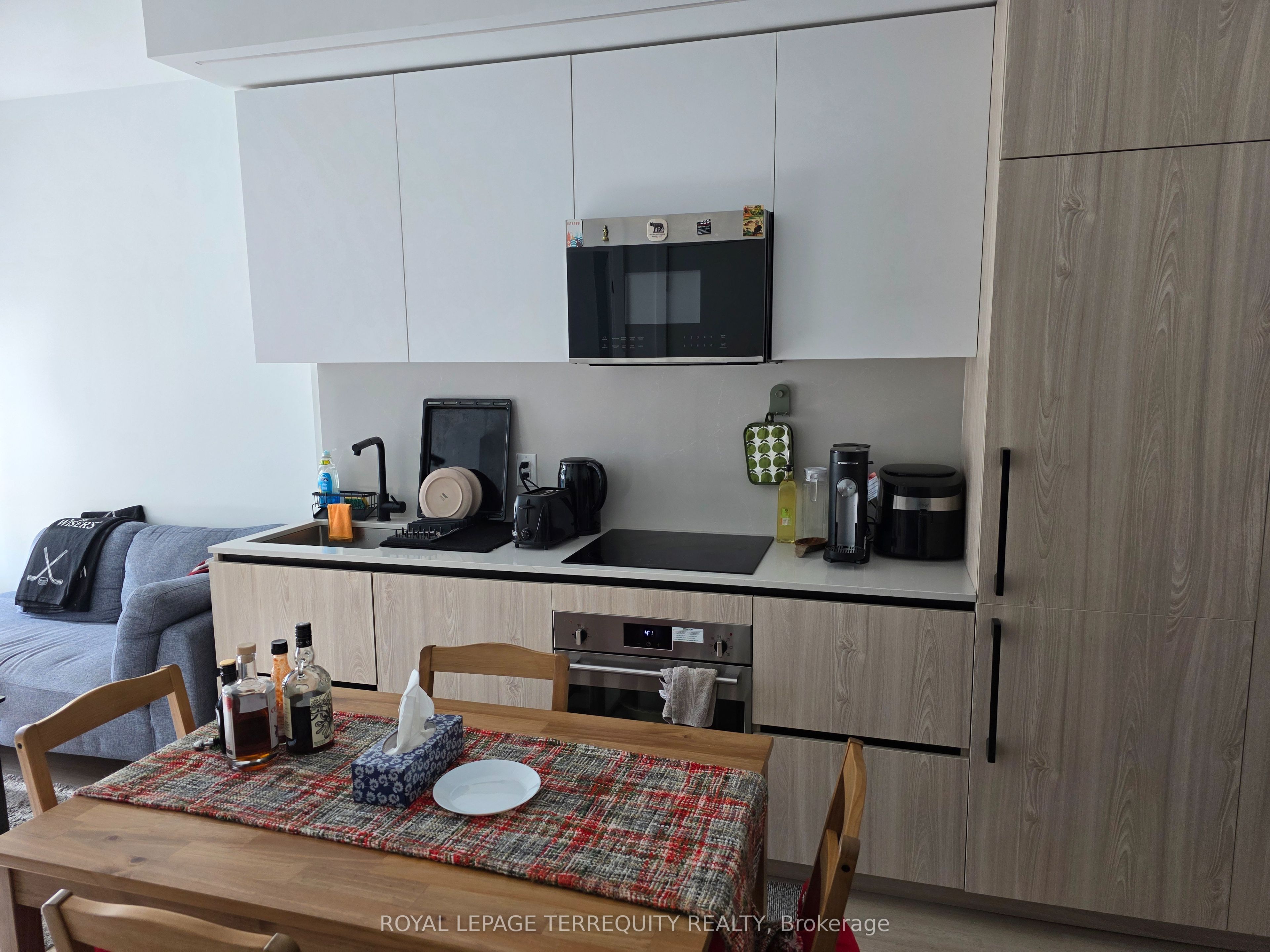 699 Sheppard Avenue 709, Toronto, ON M2K 0J5 photo 2