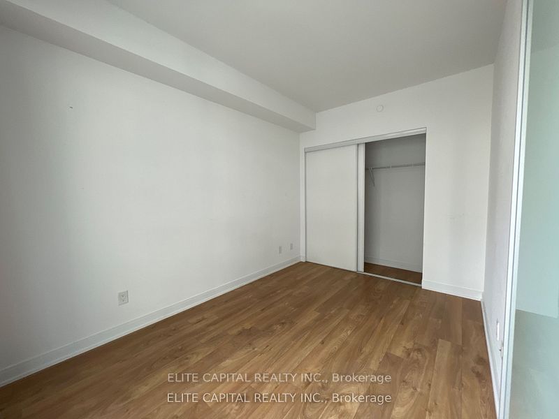 50 Charles Street E 2309, Toronto, ON M4Y 1T1 photo 4