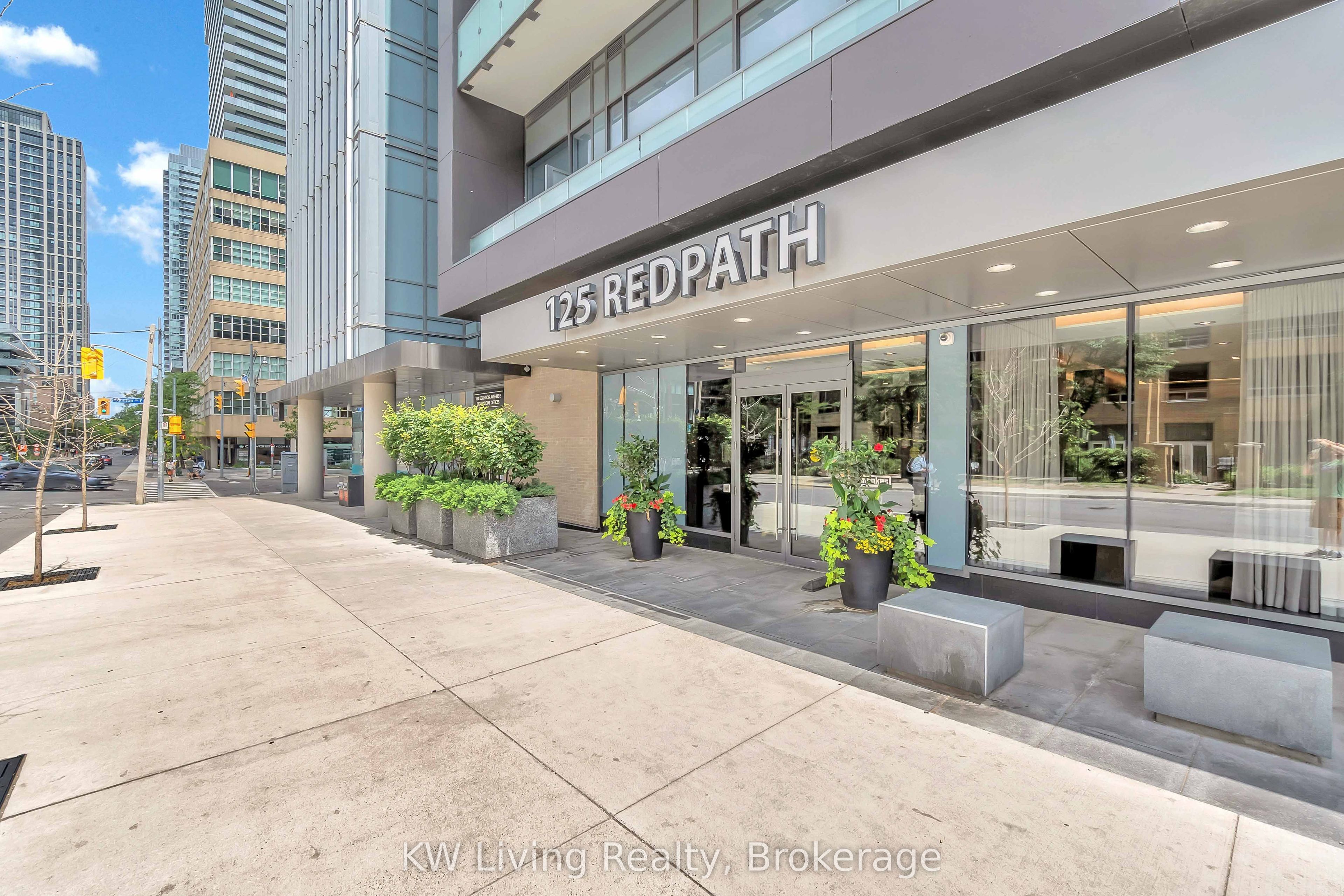 125 Redpath Avenue 709, Toronto, ON M4S 0B5 photo 2