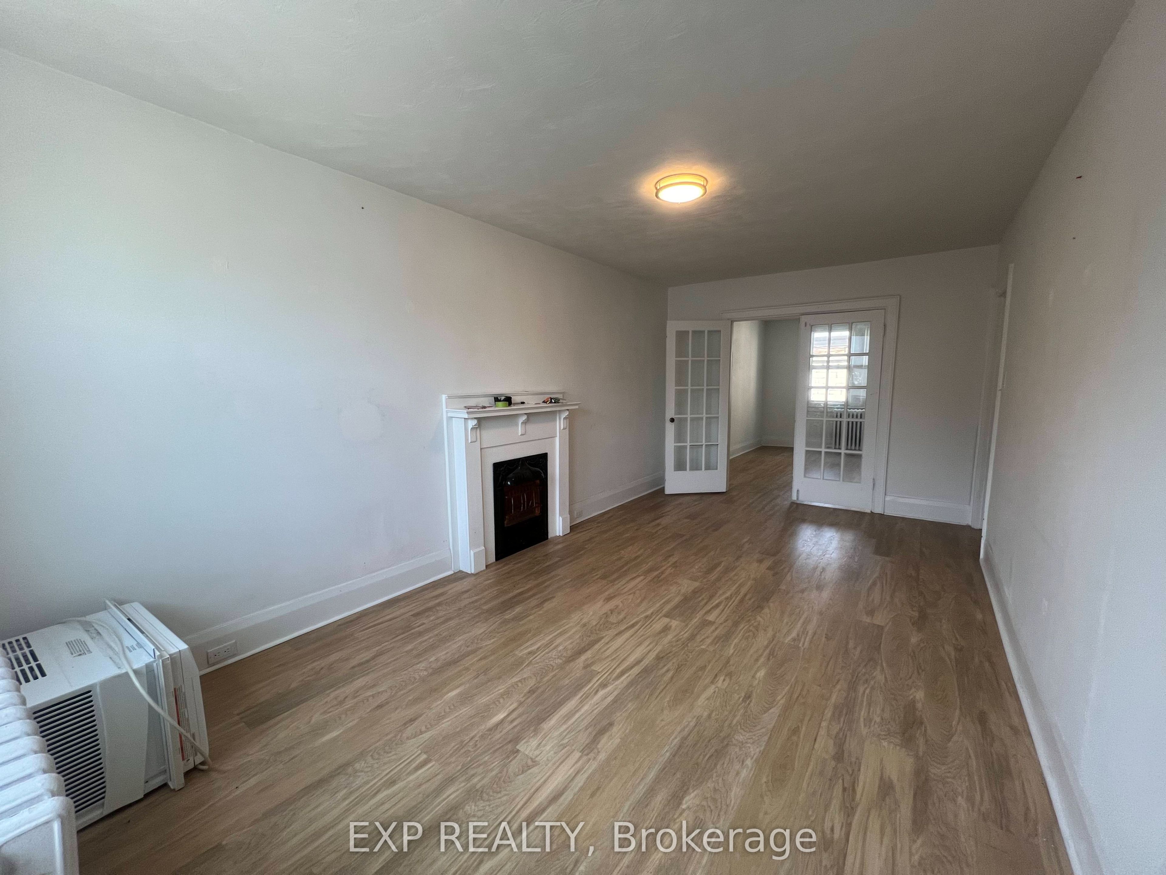 102 Greensides Avenue 6, Toronto, ON M6C 1B9