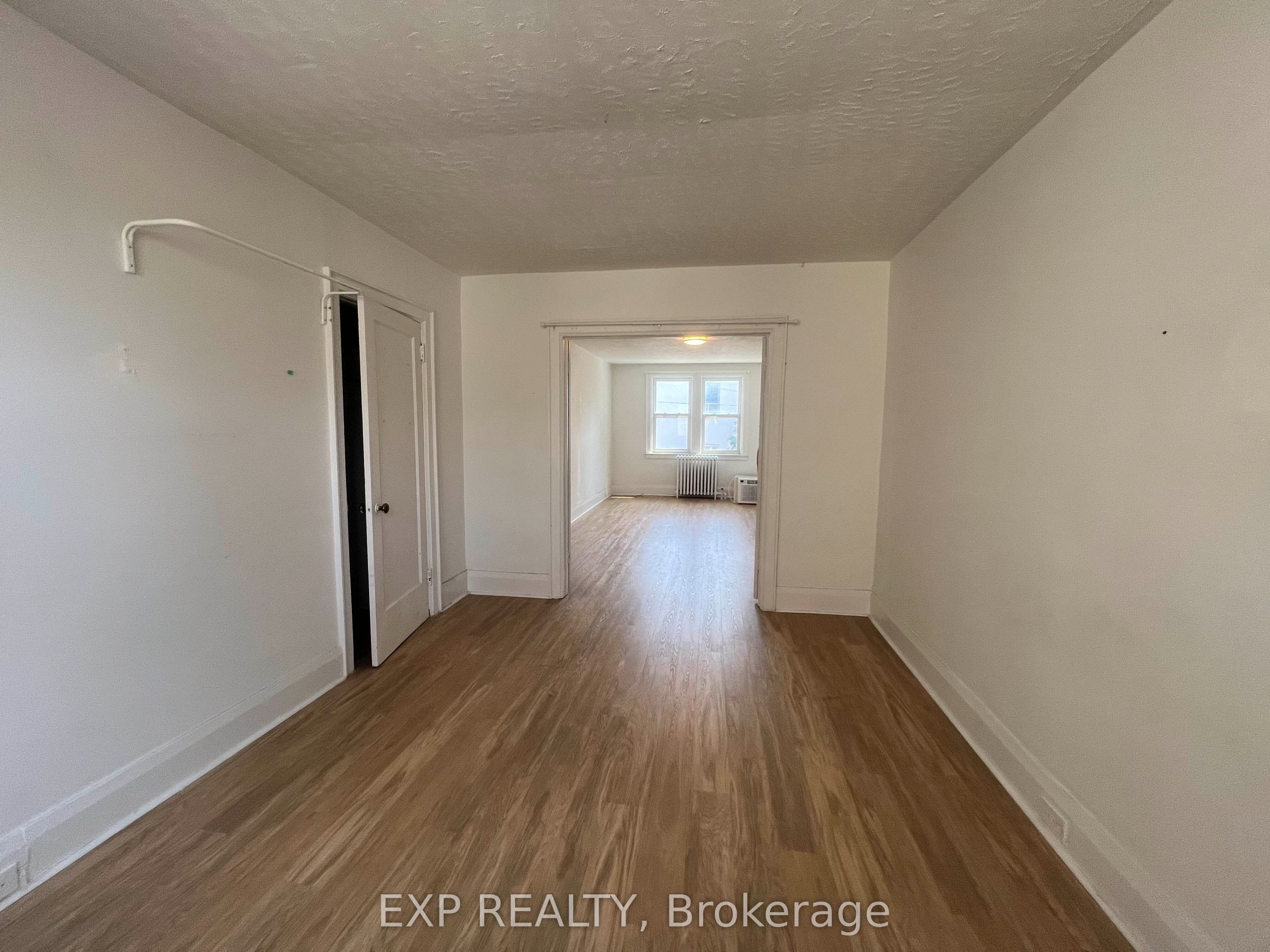 102 Greensides Avenue 6, Toronto, ON M6C 1B9 photo 2