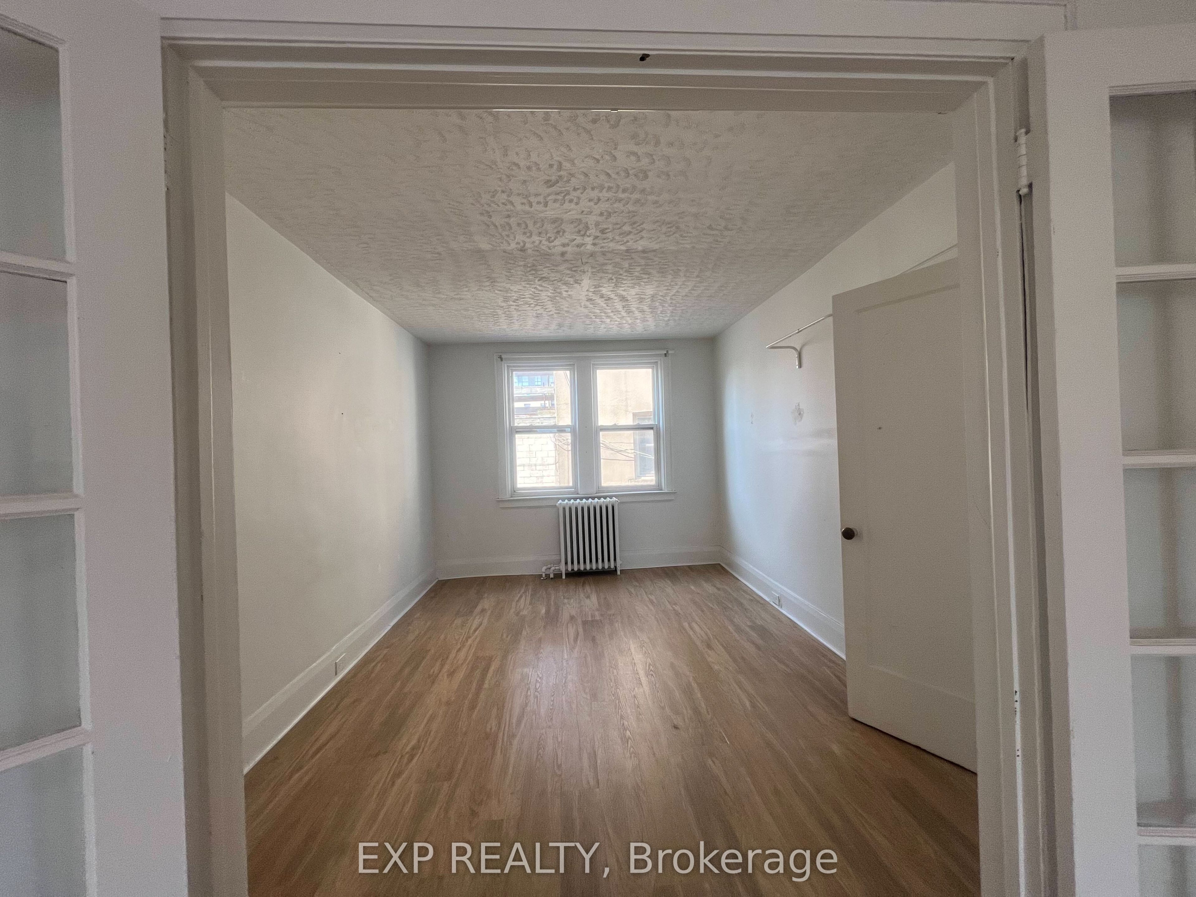 102 Greensides Avenue 6, Toronto, ON M6C 1B9 photo 3