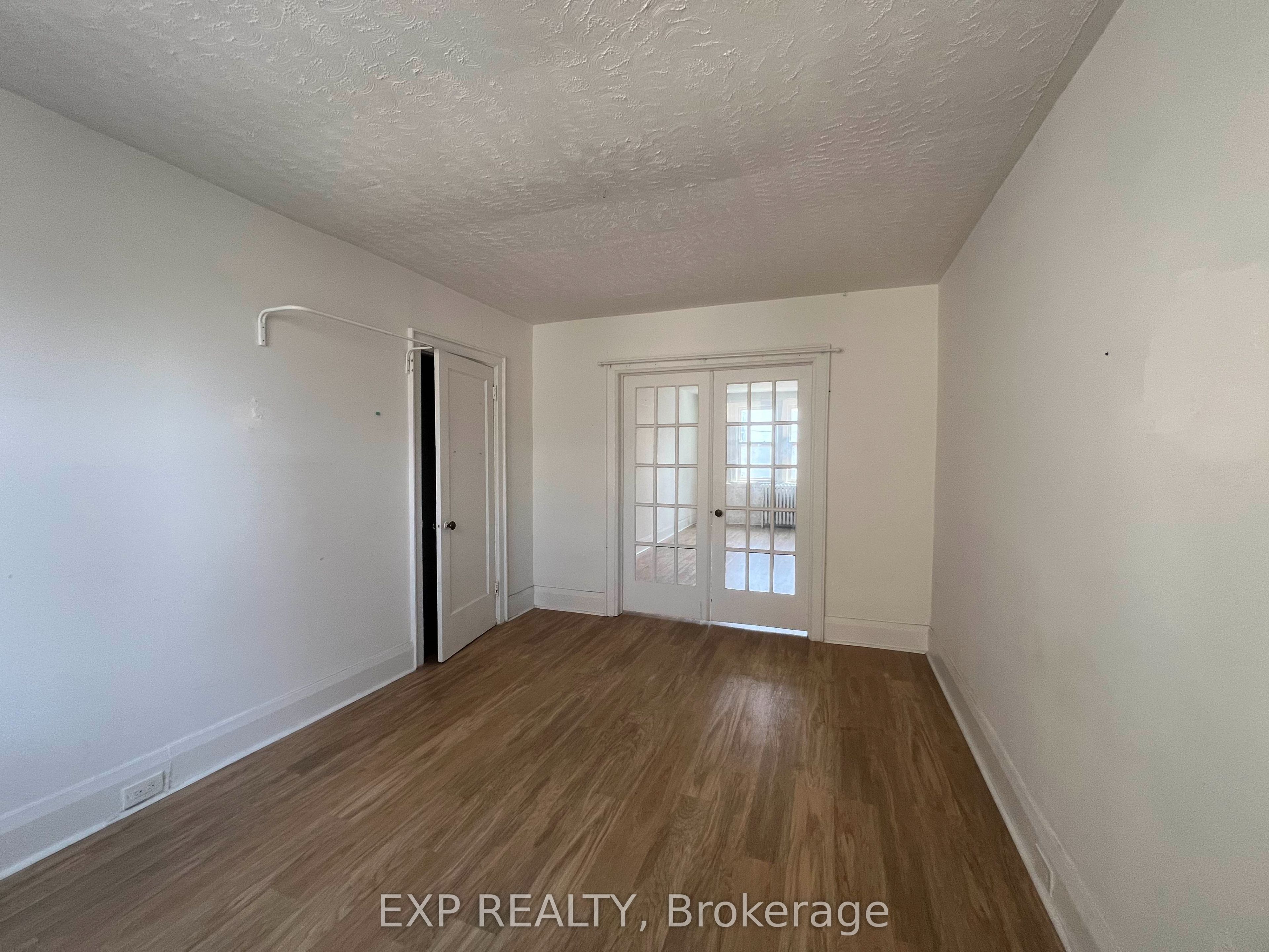 102 Greensides Avenue 6, Toronto, ON M6C 1B9 photo 5