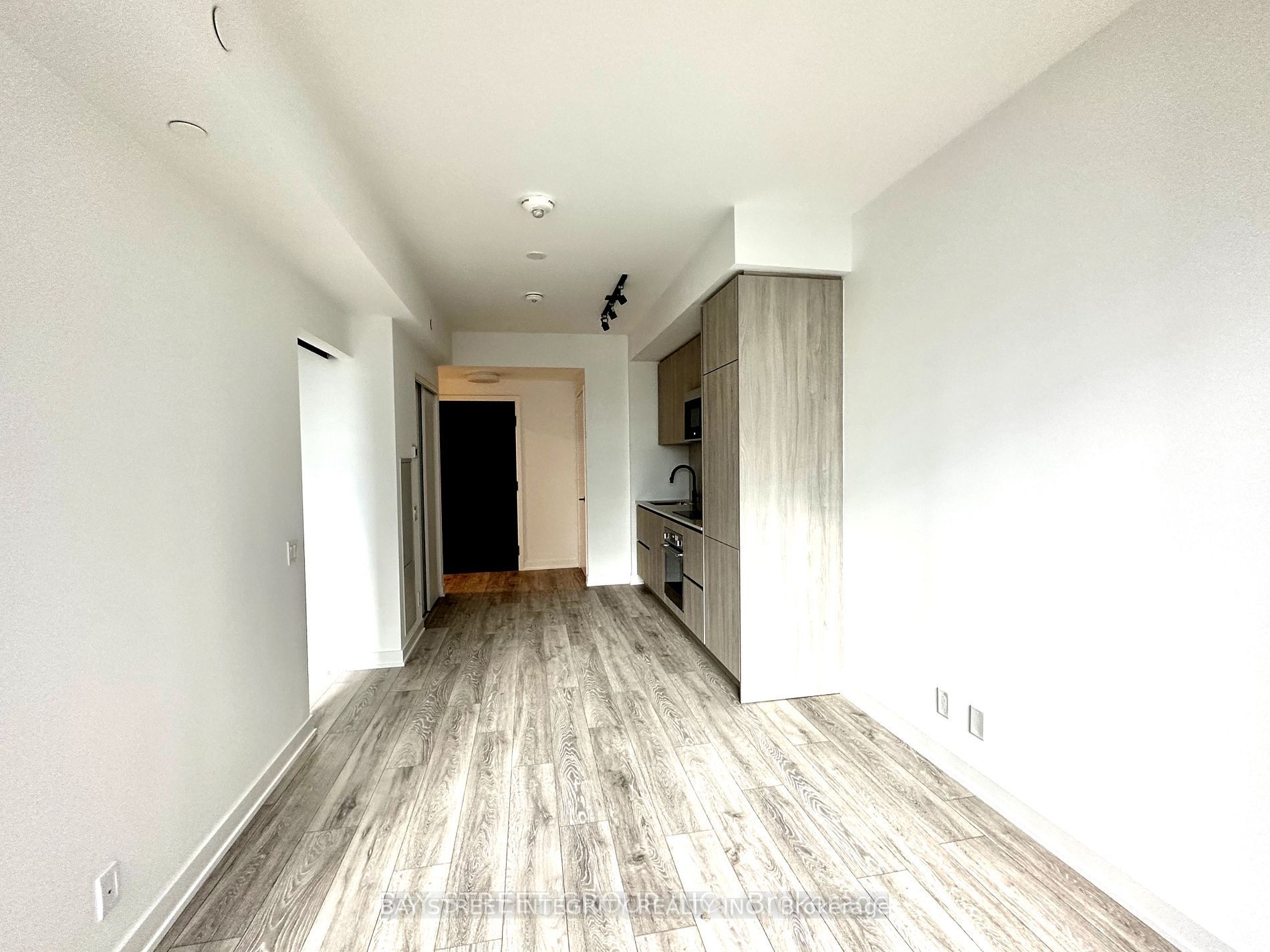108 Peter Street 616, Toronto, ON M5V 0W2 photo 3