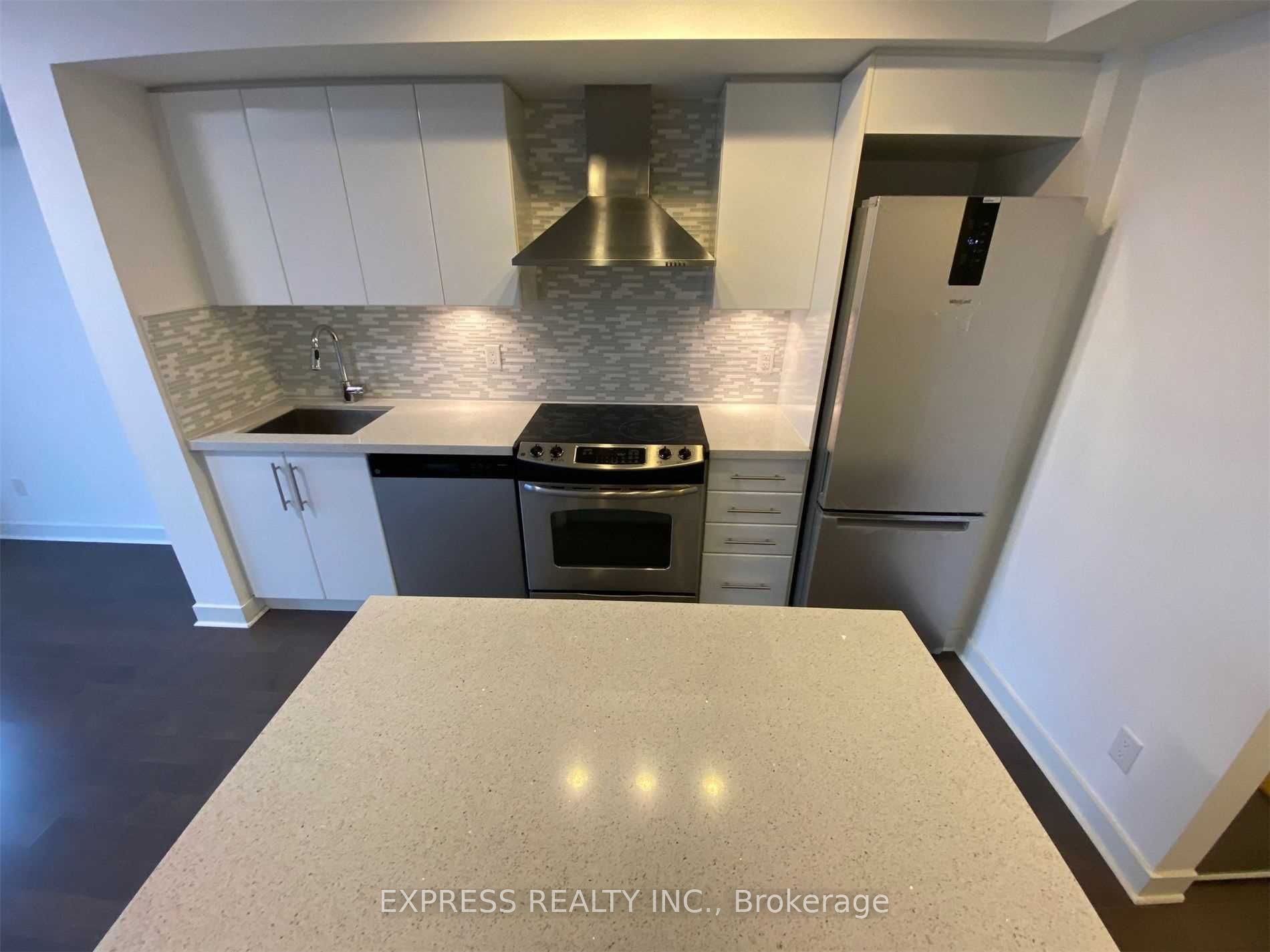 58 Orchard View Boulevard 1601, Toronto, ON M4R 0A2 photo 4