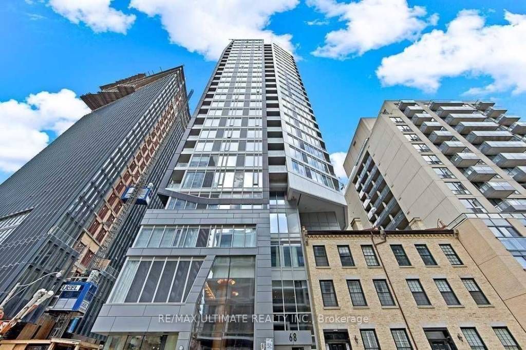 68 Shuter Street 2606, Toronto, ON M5B 0B4