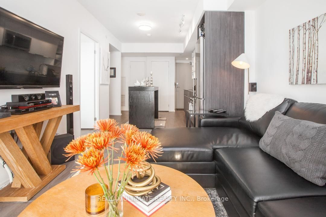 68 Shuter Street 2606, Toronto, ON M5B 0B4 photo 4