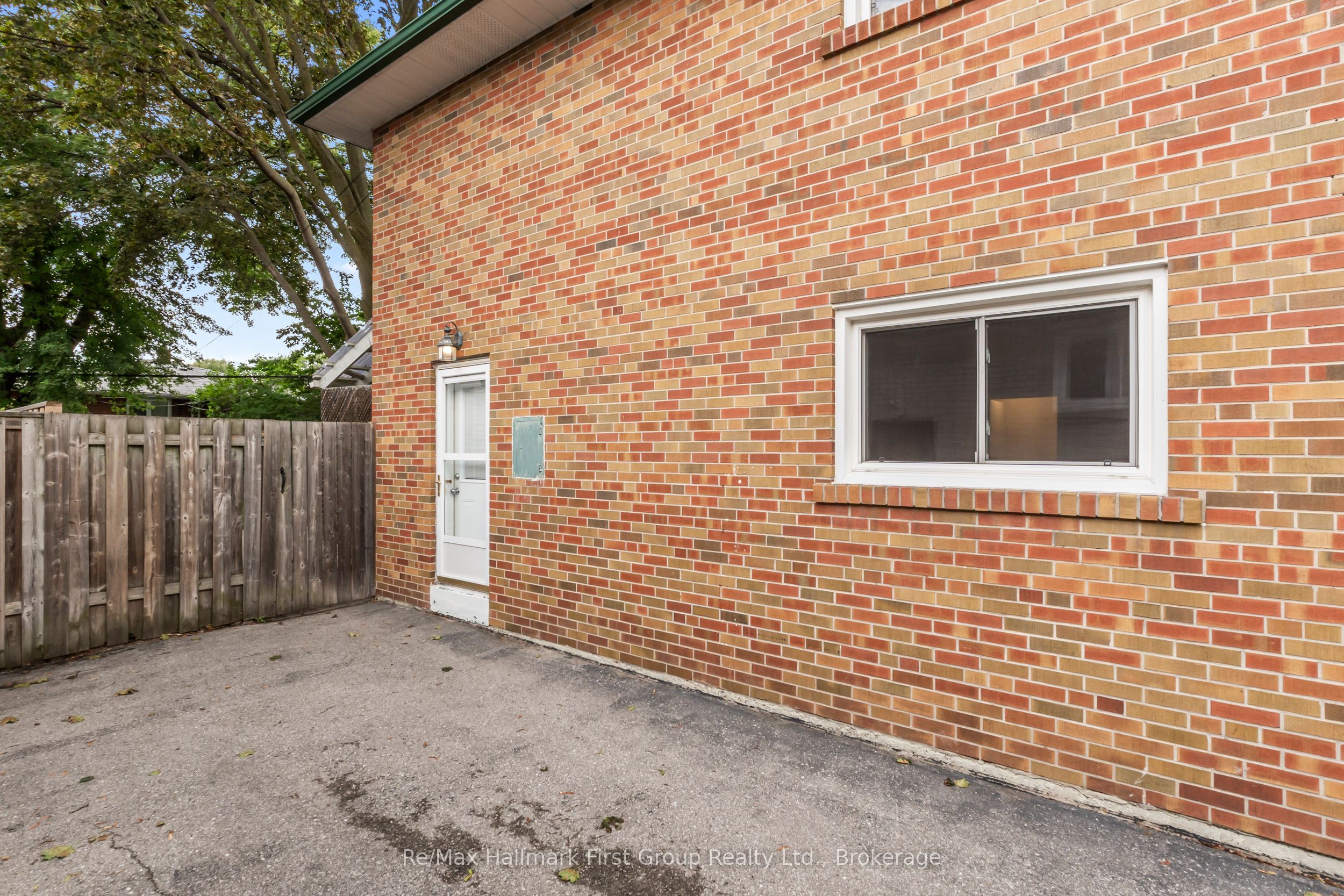 121 Roywood Drive, Toronto, ON M3A 2E2 photo 4