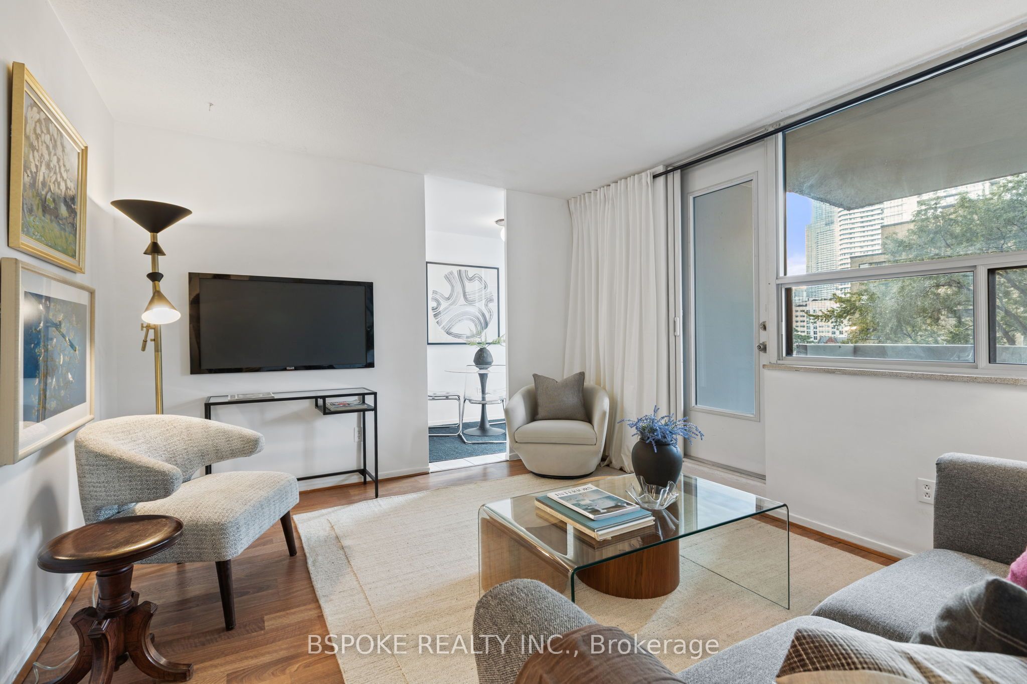 40 Homewood Avenue 609, Toronto, ON M4Y 2K2 photo 5