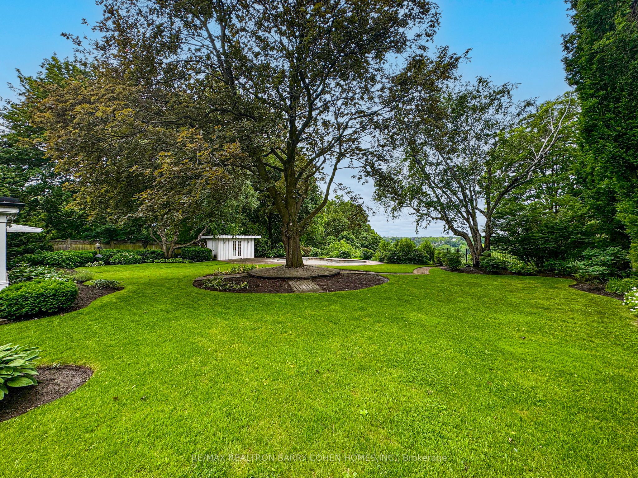 35 Bayview Ridge, Toronto, ON M2L 1E3 photo 3