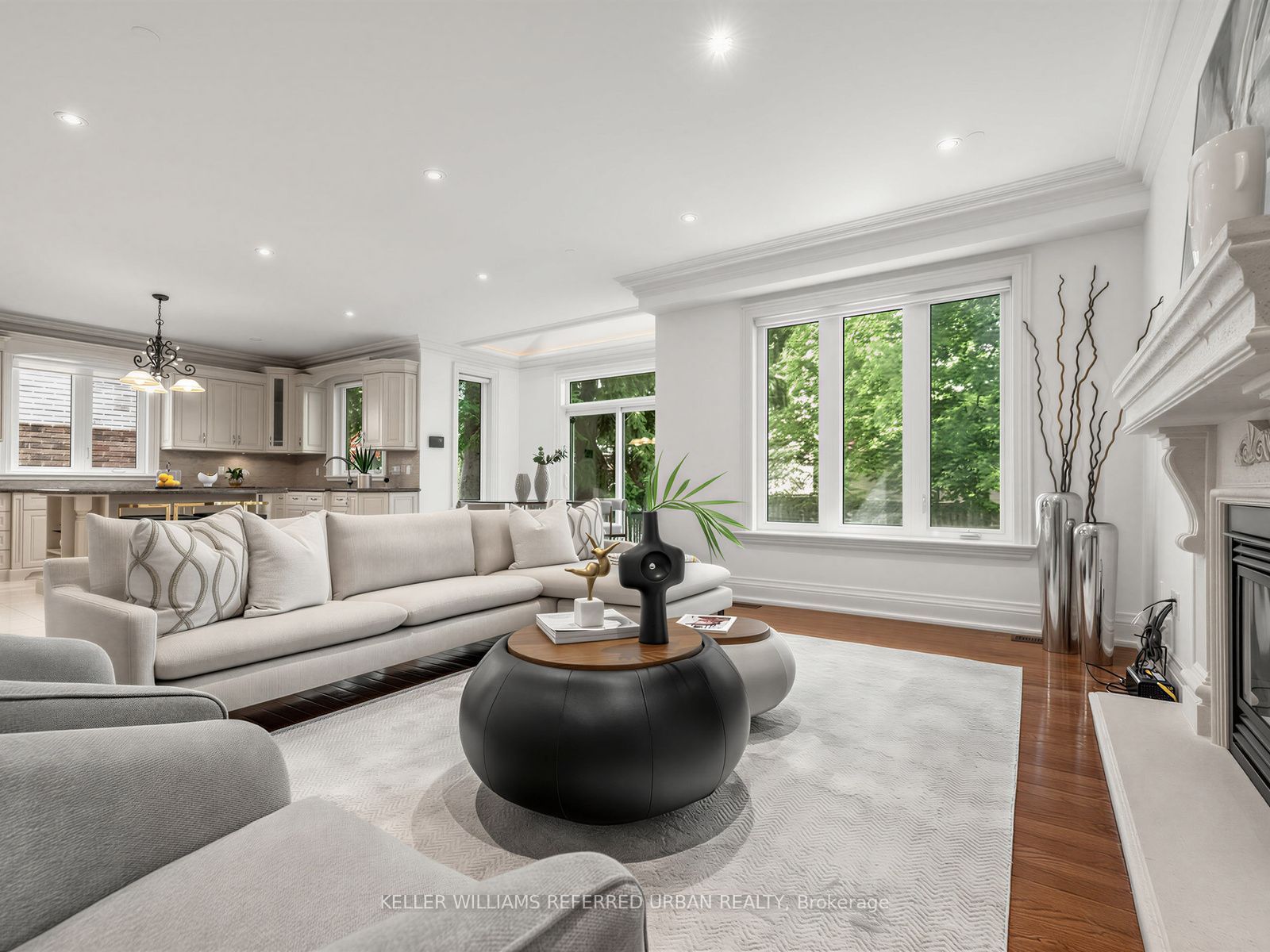 131 Estelle Avenue, Toronto, ON M2N 5H6 photo 2