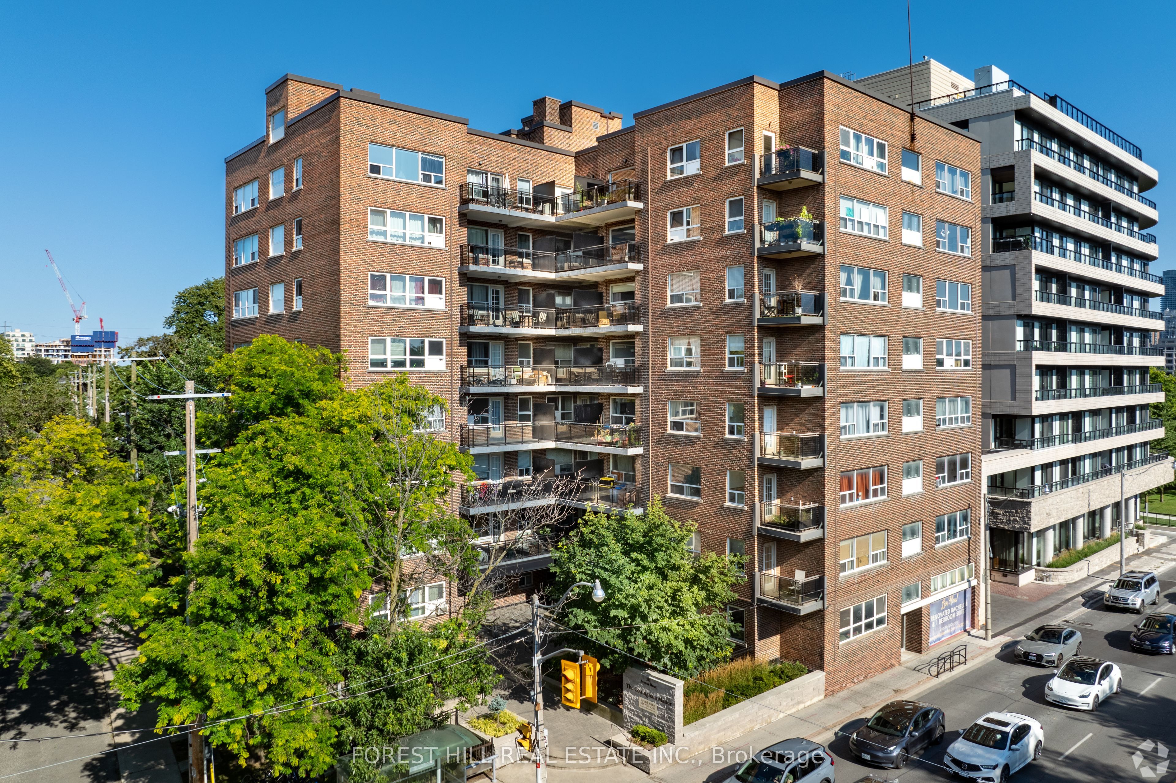 291 Avenue Road 310, Toronto, ON M4V 2G9