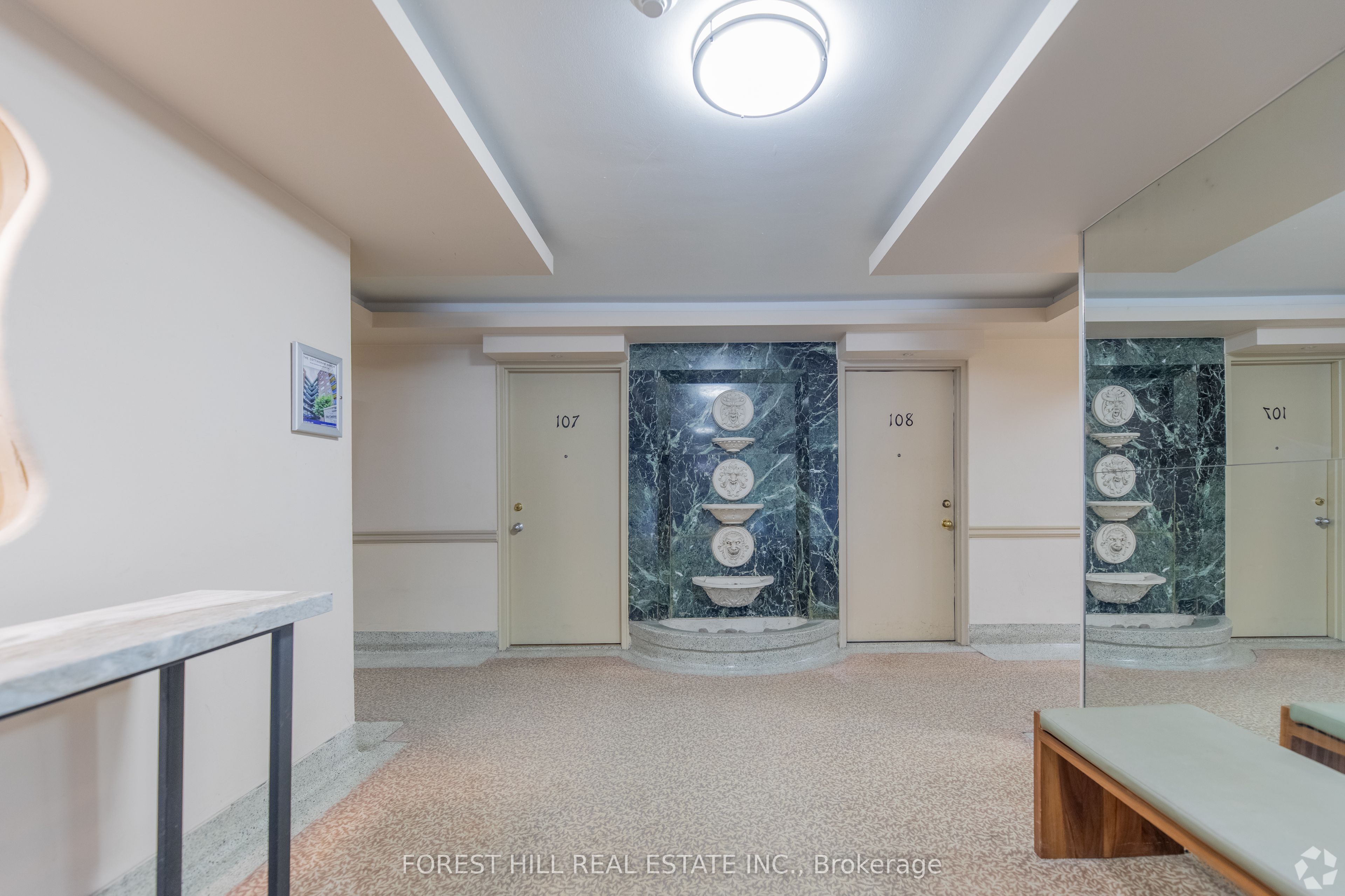 291 Avenue Road 310, Toronto, ON M4V 2G9 photo 4