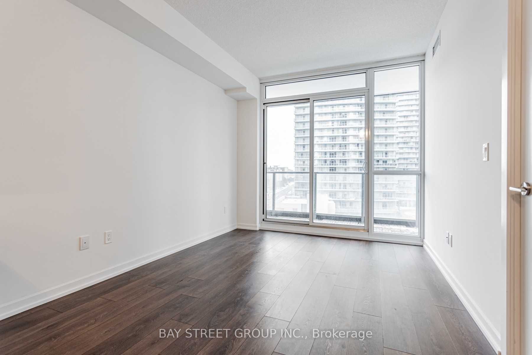 52 Forest Manor Road 1204, Toronto, ON M2J 0E2 photo 3