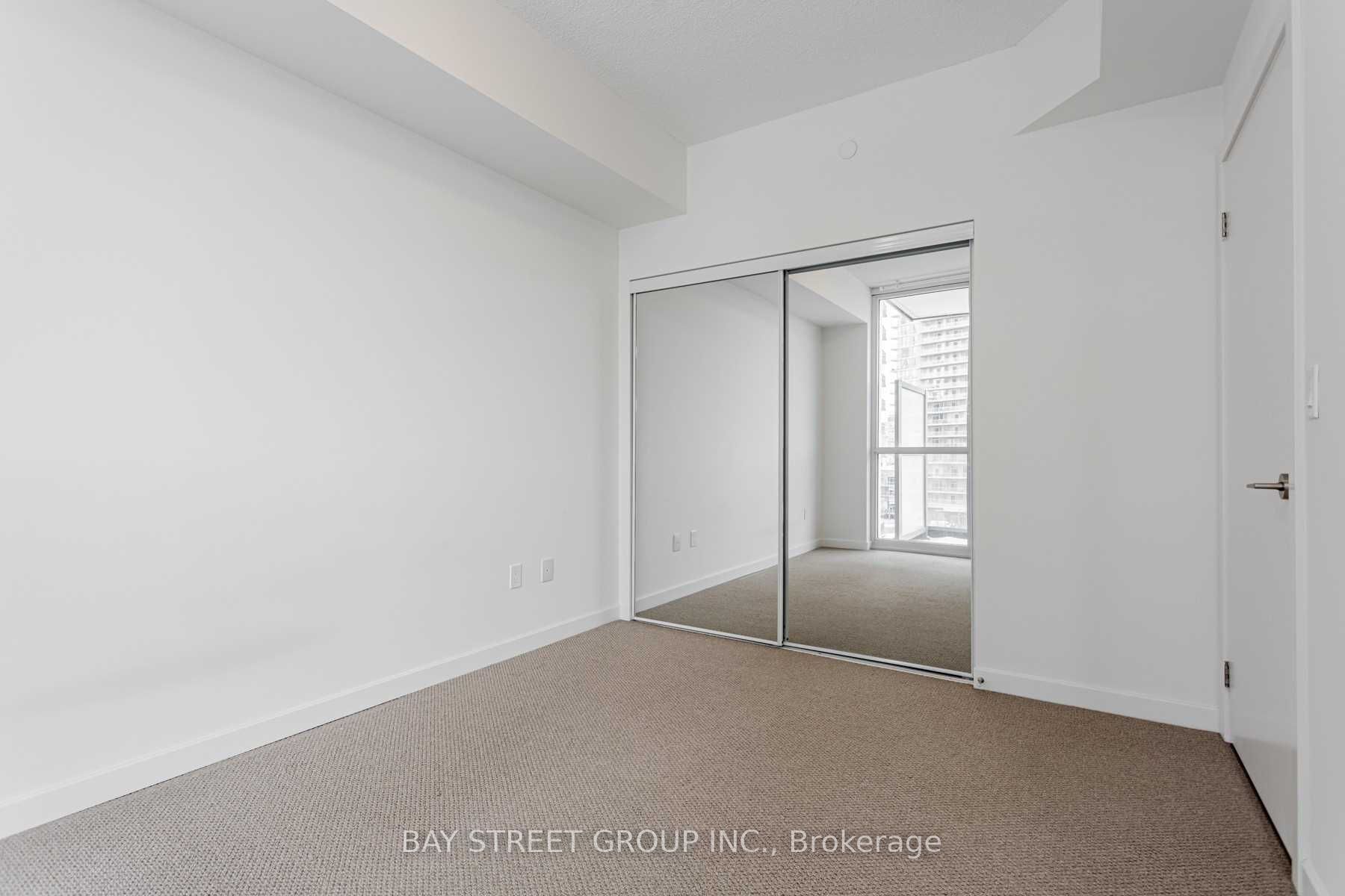 52 Forest Manor Road 1204, Toronto, ON M2J 0E2 photo 4