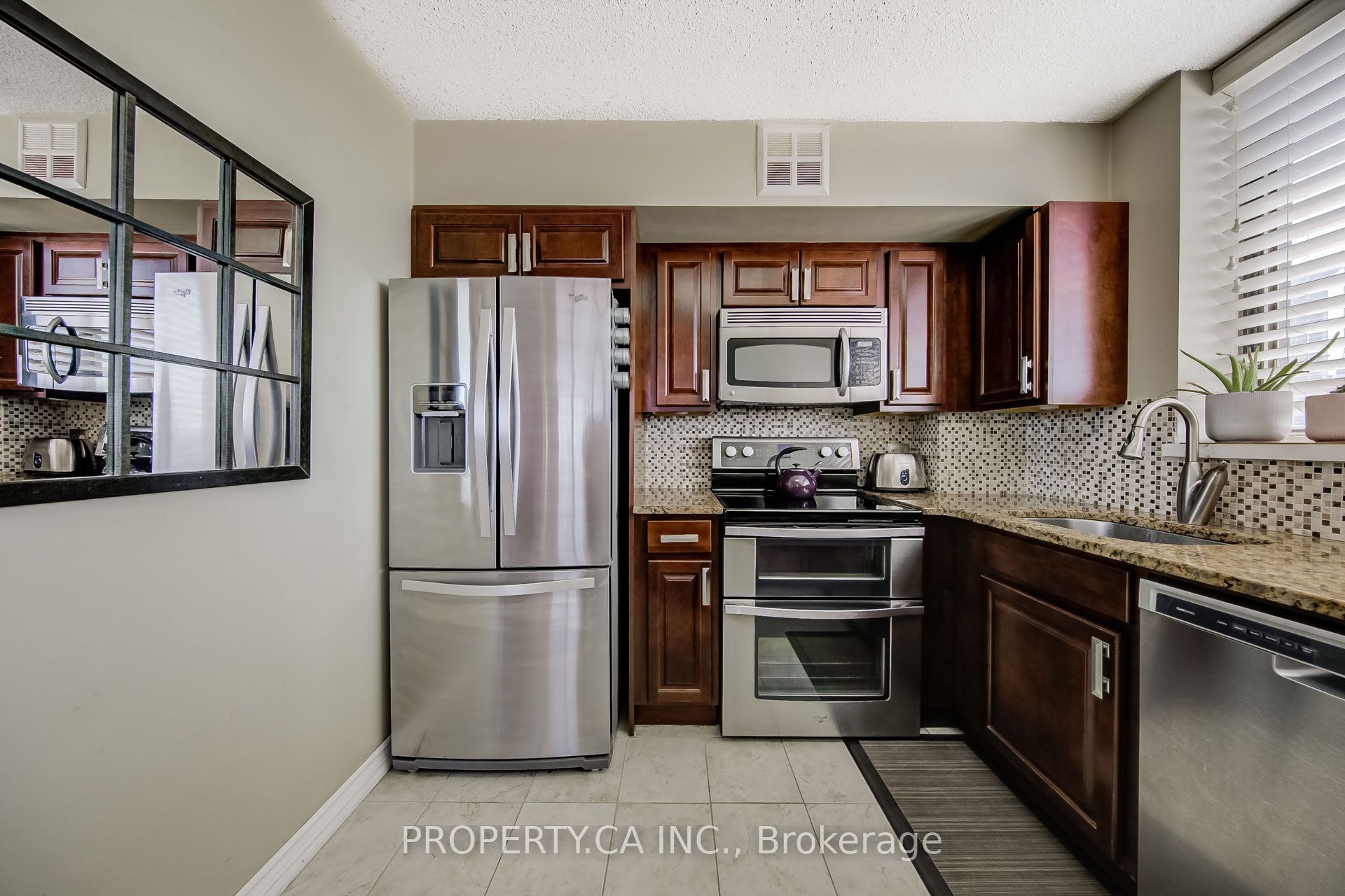 270 Queens Quay W 302, Toronto, ON M5J 2N4 photo 4