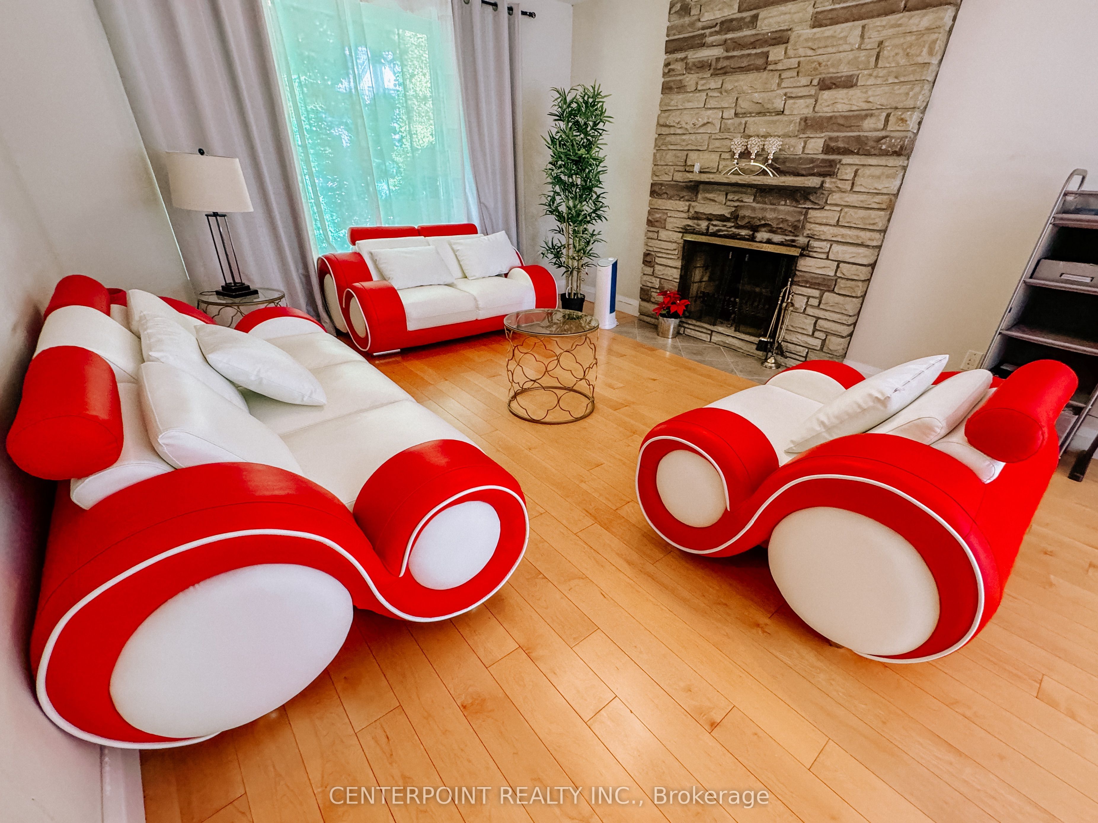 29 Chipping Road Main, Toronto, ON M3B 1L2 photo 2