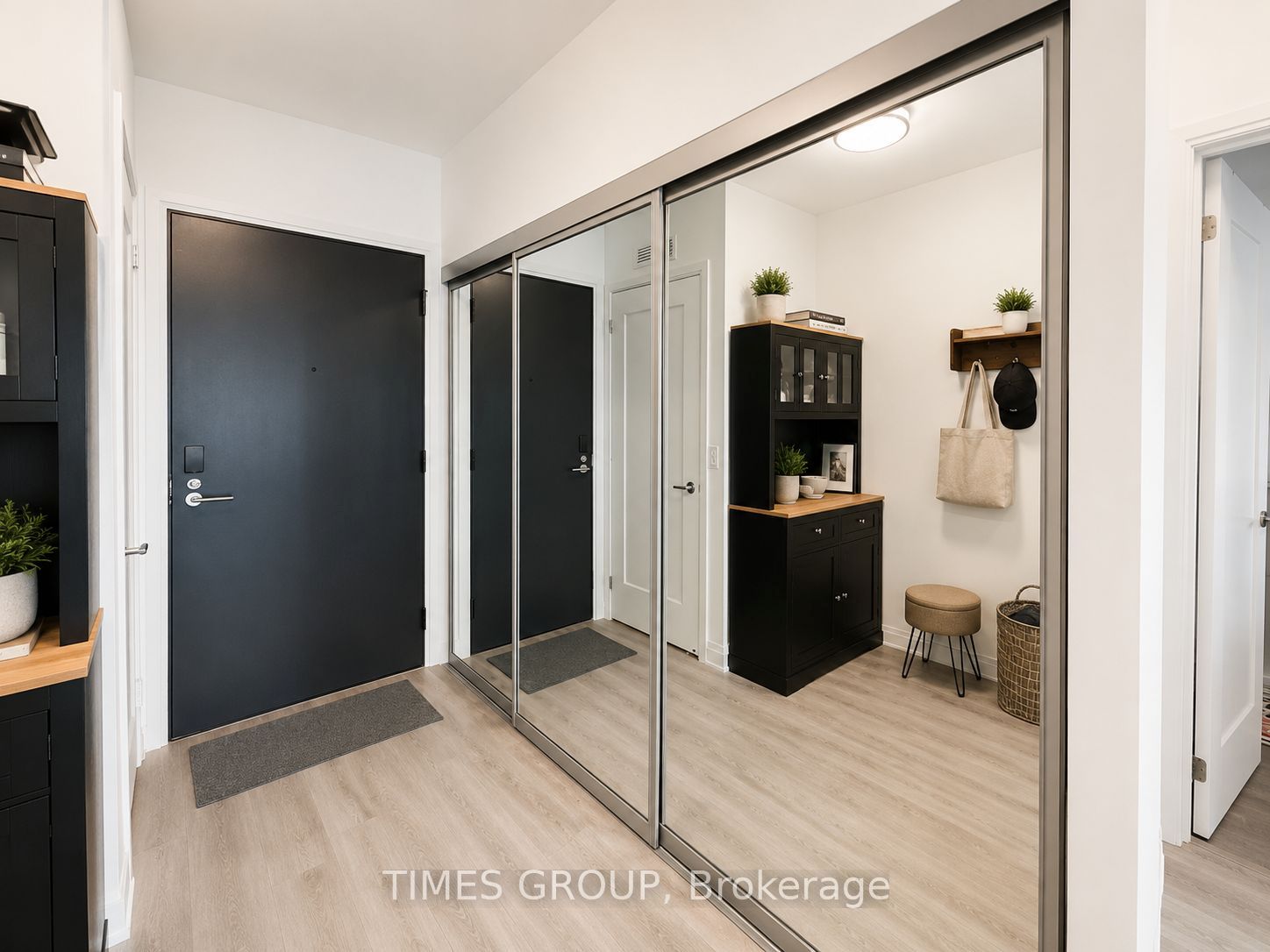65 Broadway Avenue 1907, Toronto, ON M4P 1T9 photo 5