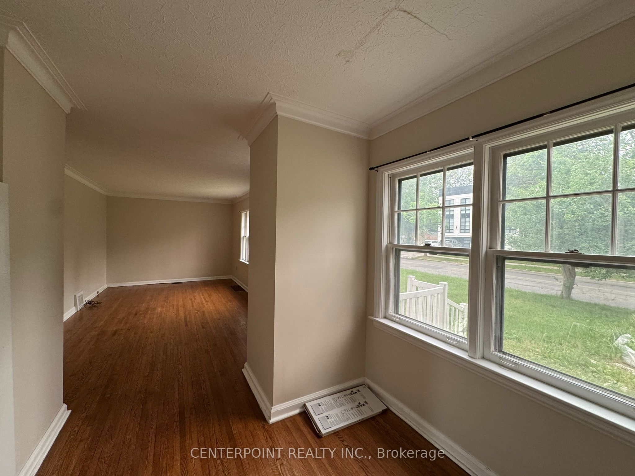 27 Grantbrook Street, Toronto, ON M2R 2E6 photo 5