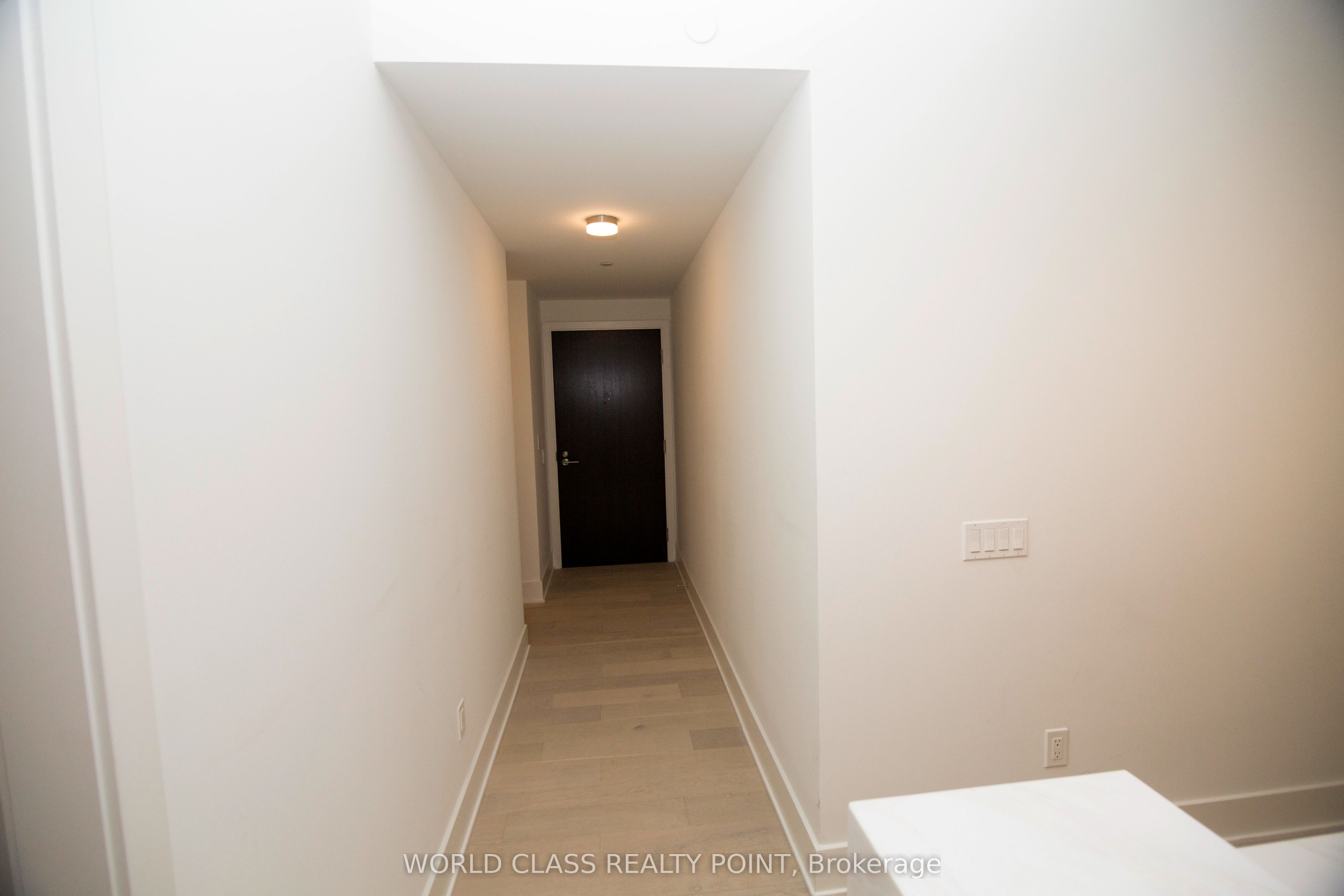 11 Yorkville Avenue 1807, Toronto, ON M4W 1L2 photo 3