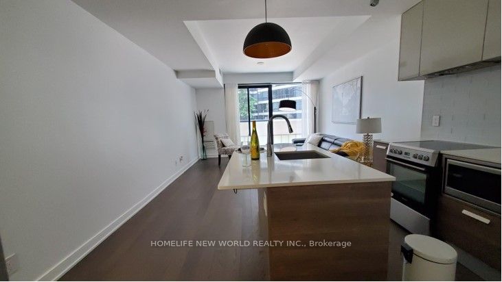 1001 Bay Street 302, Toronto, ON M5S 3A6 photo 2