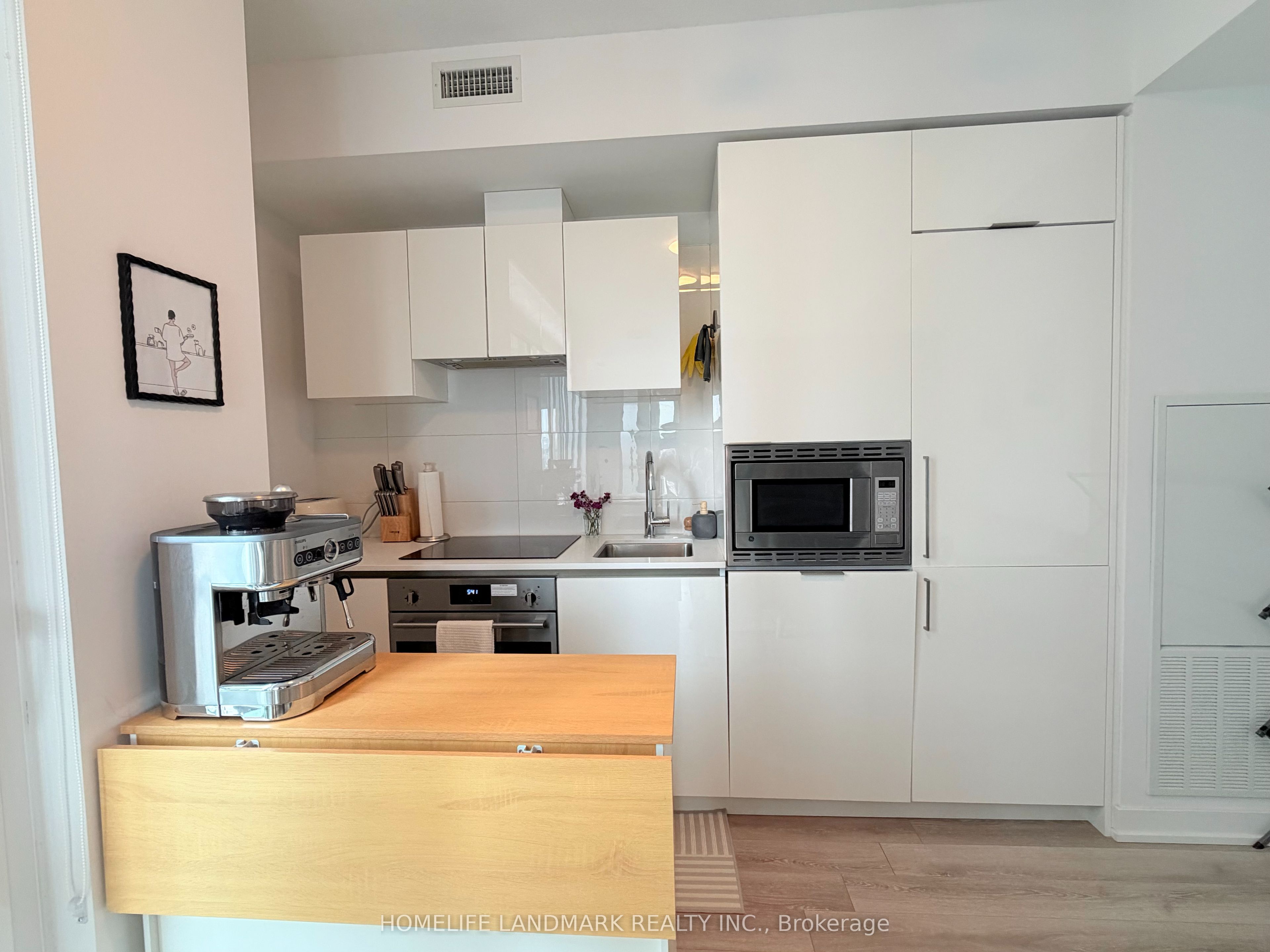 238 Simcoe Street 2603, Toronto, ON M5T 1T4 photo 4