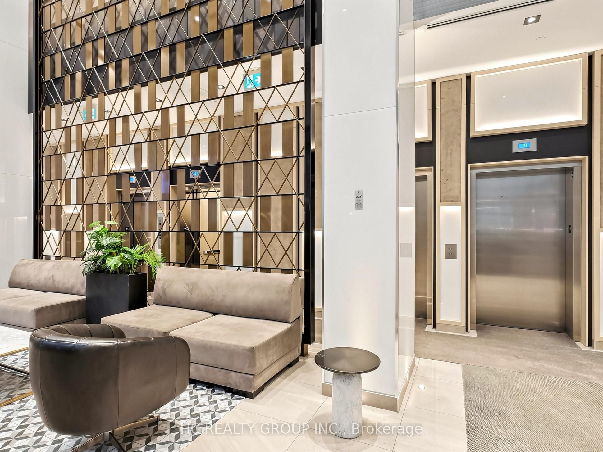 77 Mutual Street 2703, Toronto, ON M5B 0B9 photo 3
