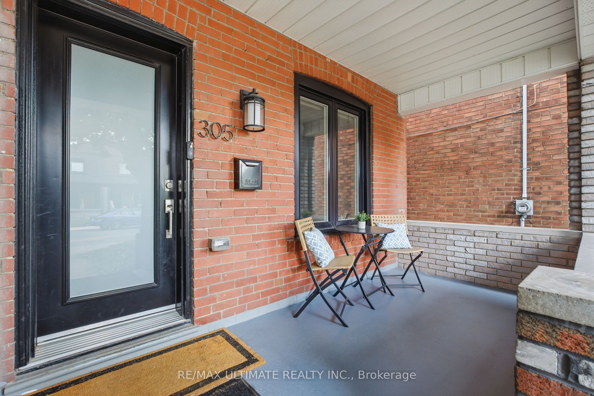 305 Winona Drive, Toronto, ON M6C 3S8 photo 2