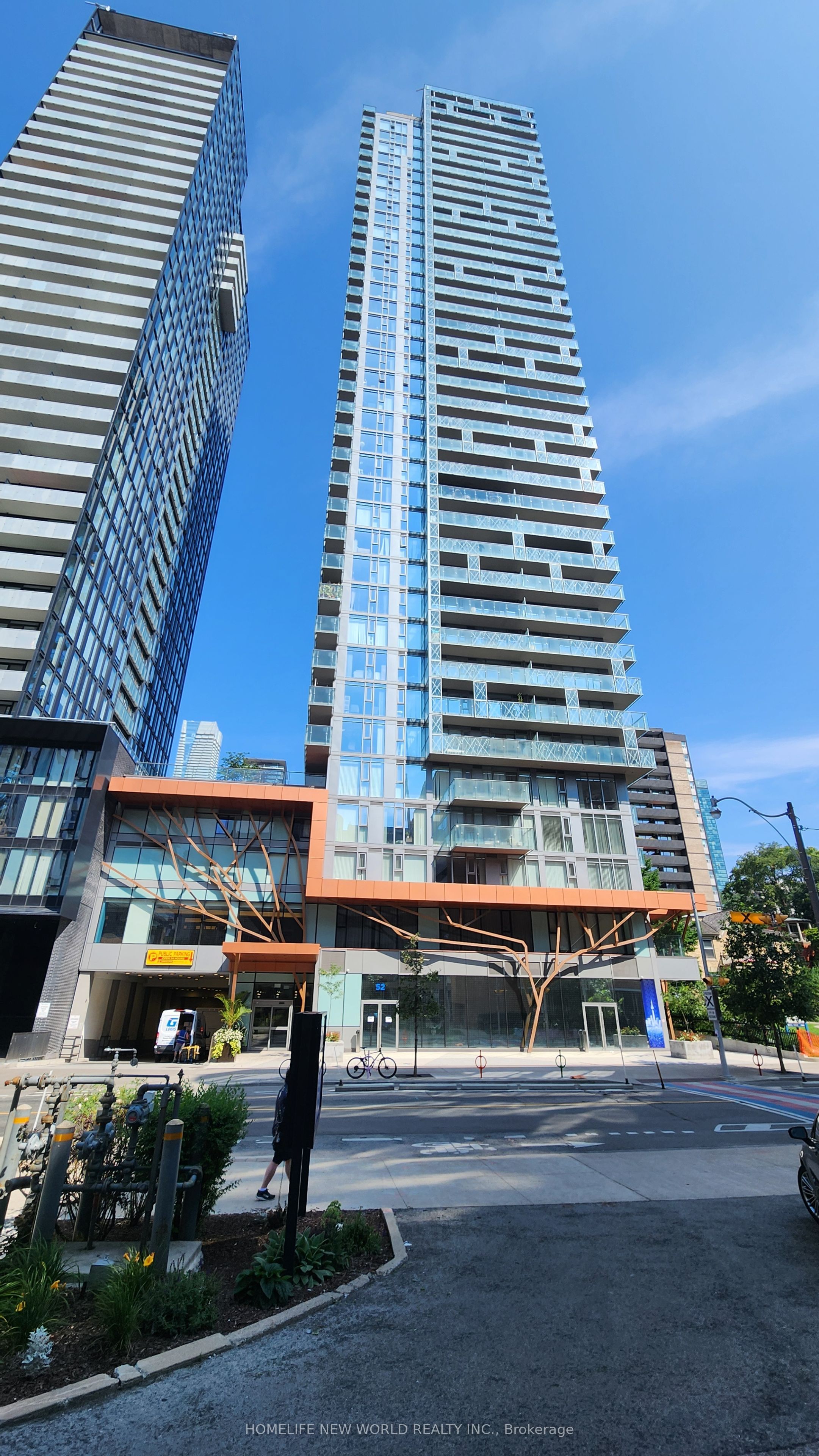50 Wellesley Street E 906, Toronto, ON M4Y 1G2 photo 2