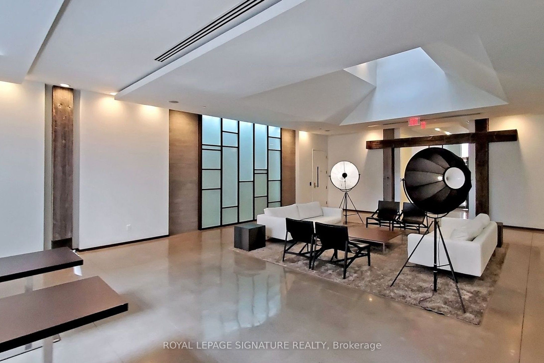 1030 King Street W 844, Toronto, ON M6K 0B4 photo 2
