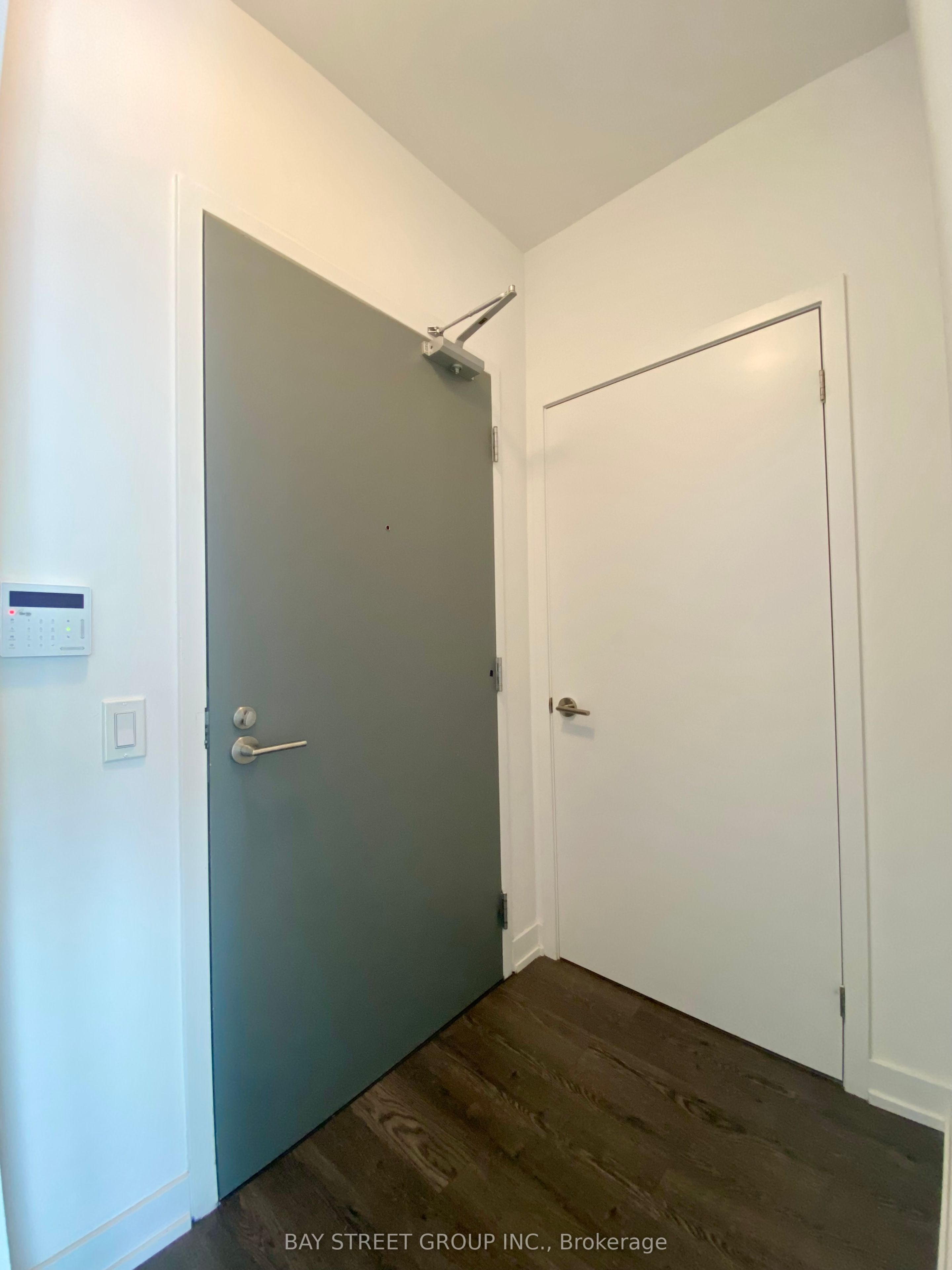 20 O'Neill Road 1613, Toronto, ON M3C 0R2 photo 4