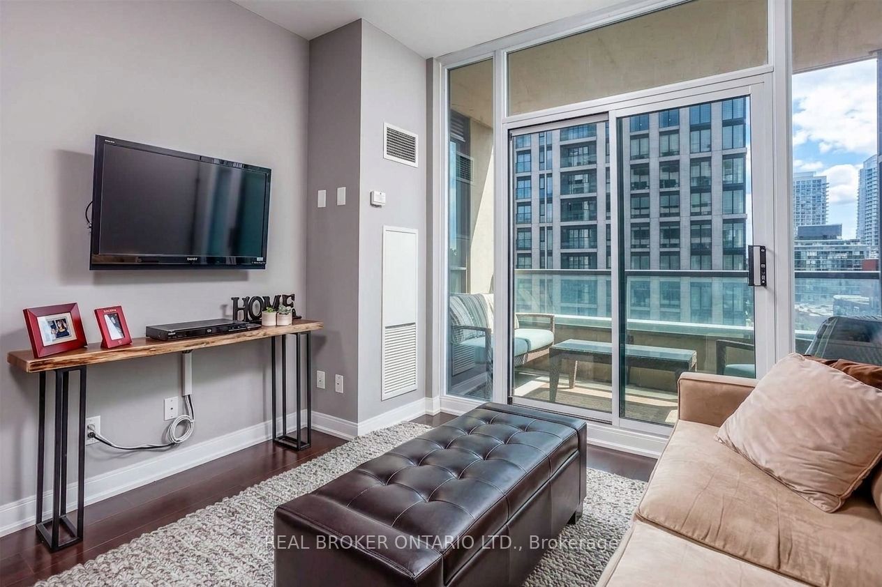 88 Broadway Avenue 1304, Toronto, ON M4P 0A5 photo 2