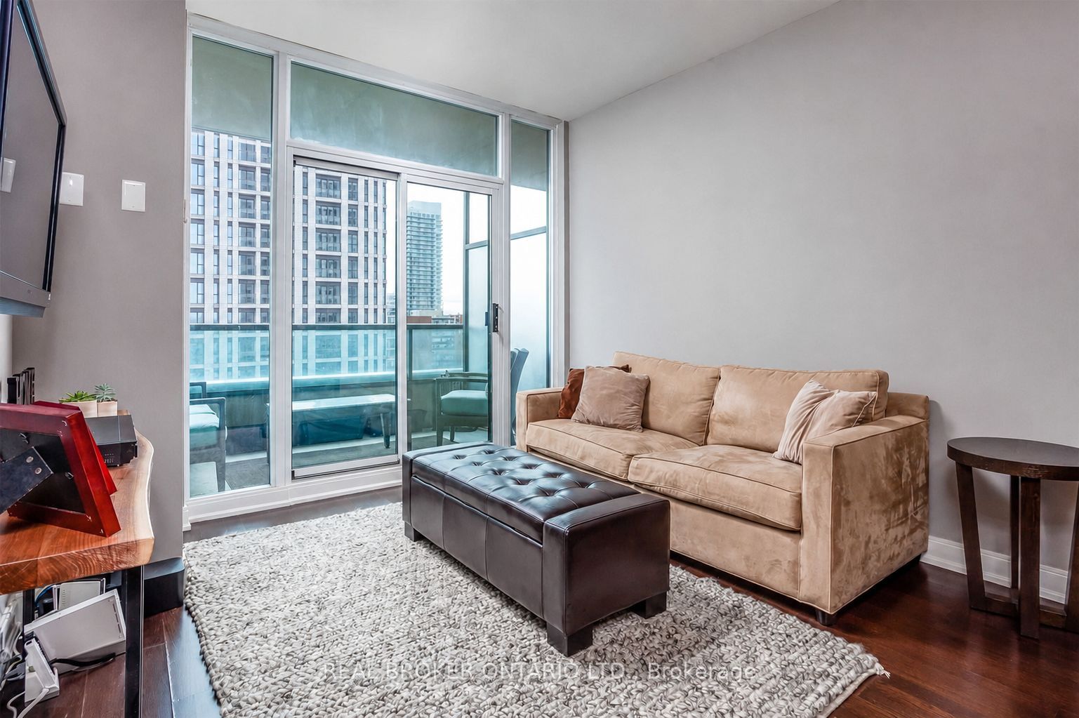 88 Broadway Avenue 1304, Toronto, ON M4P 0A5 photo 3