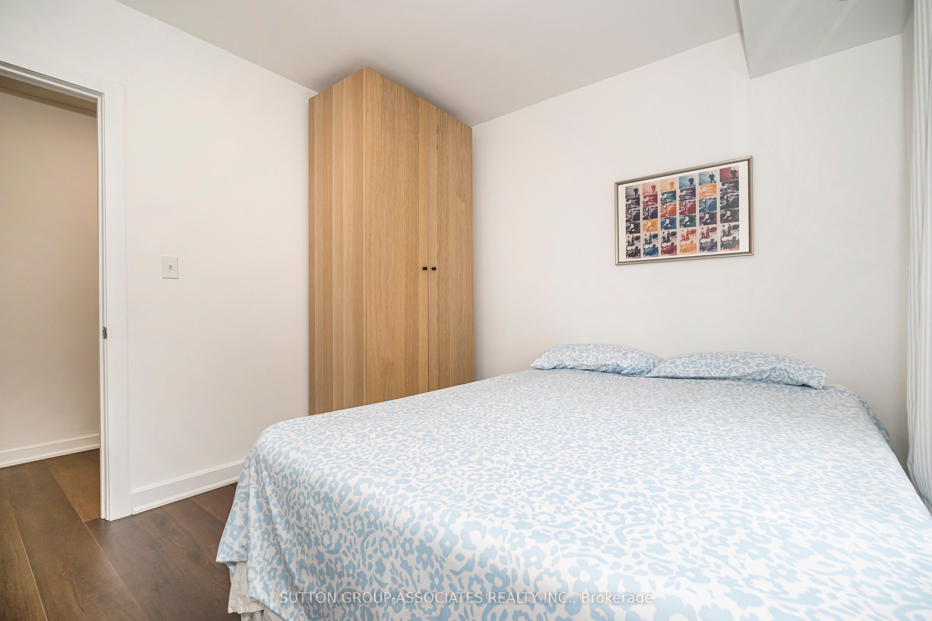 539 Jarvis Street PH7, Toronto, ON M4Y 2H7 photo 5