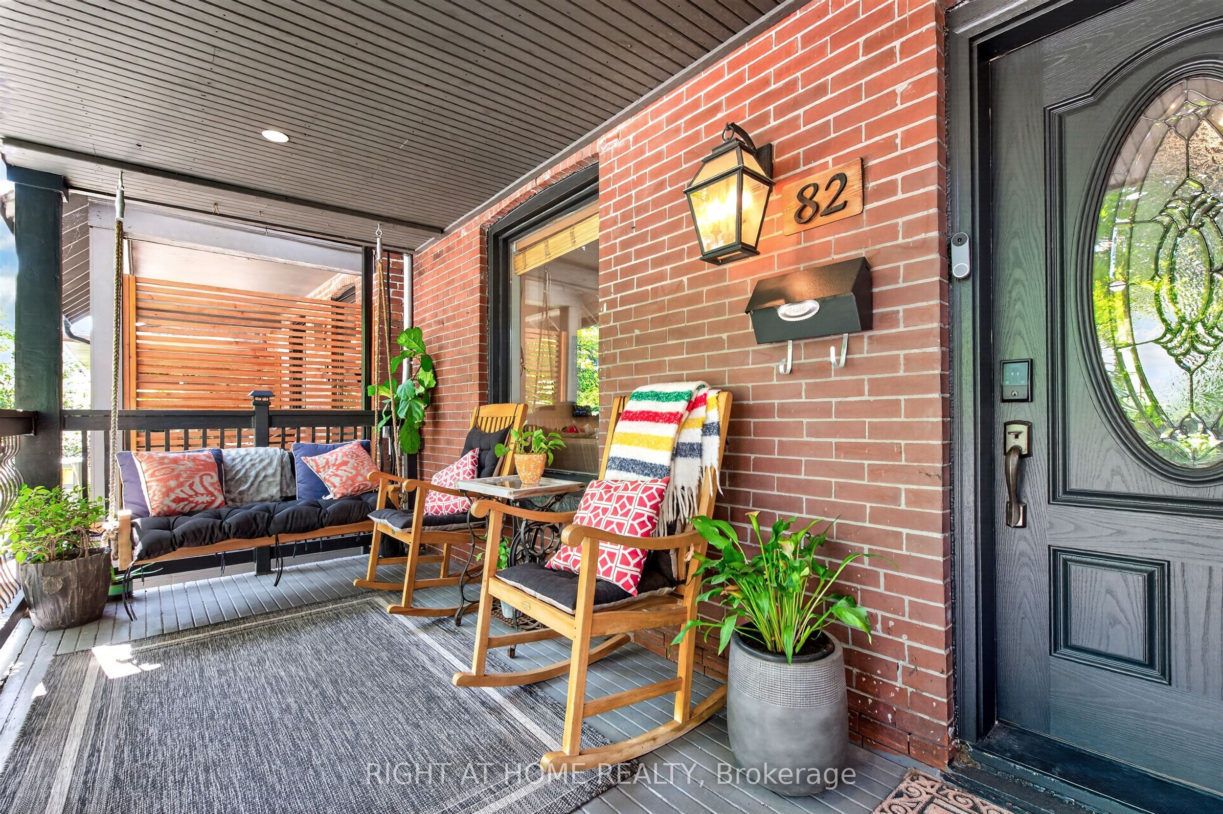 82 Arlington Avenue, Toronto, ON M6G 3L1 photo 3