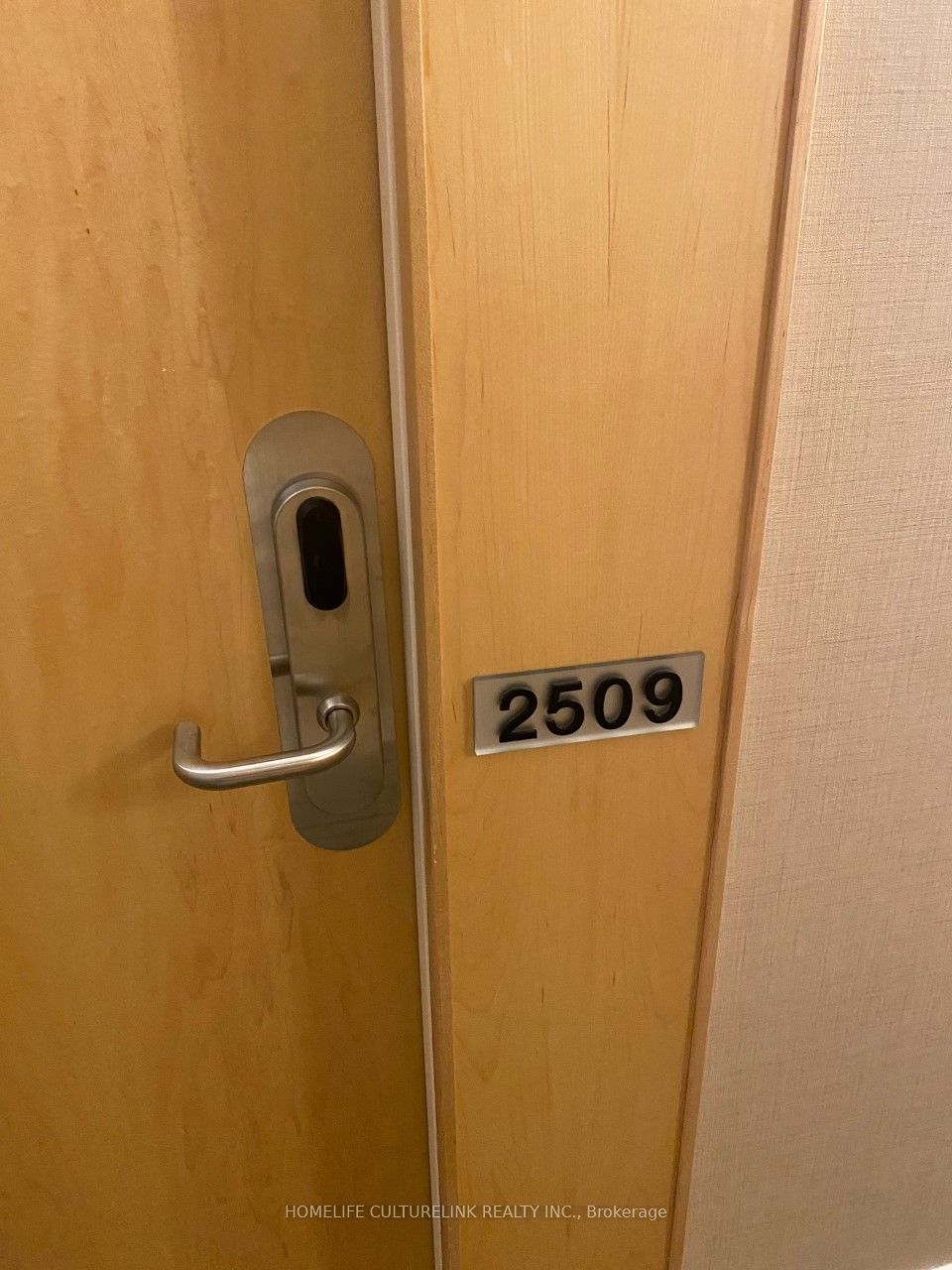 55 Bremner Boulevard 2509, Toronto, ON M5J 0A6 photo 2