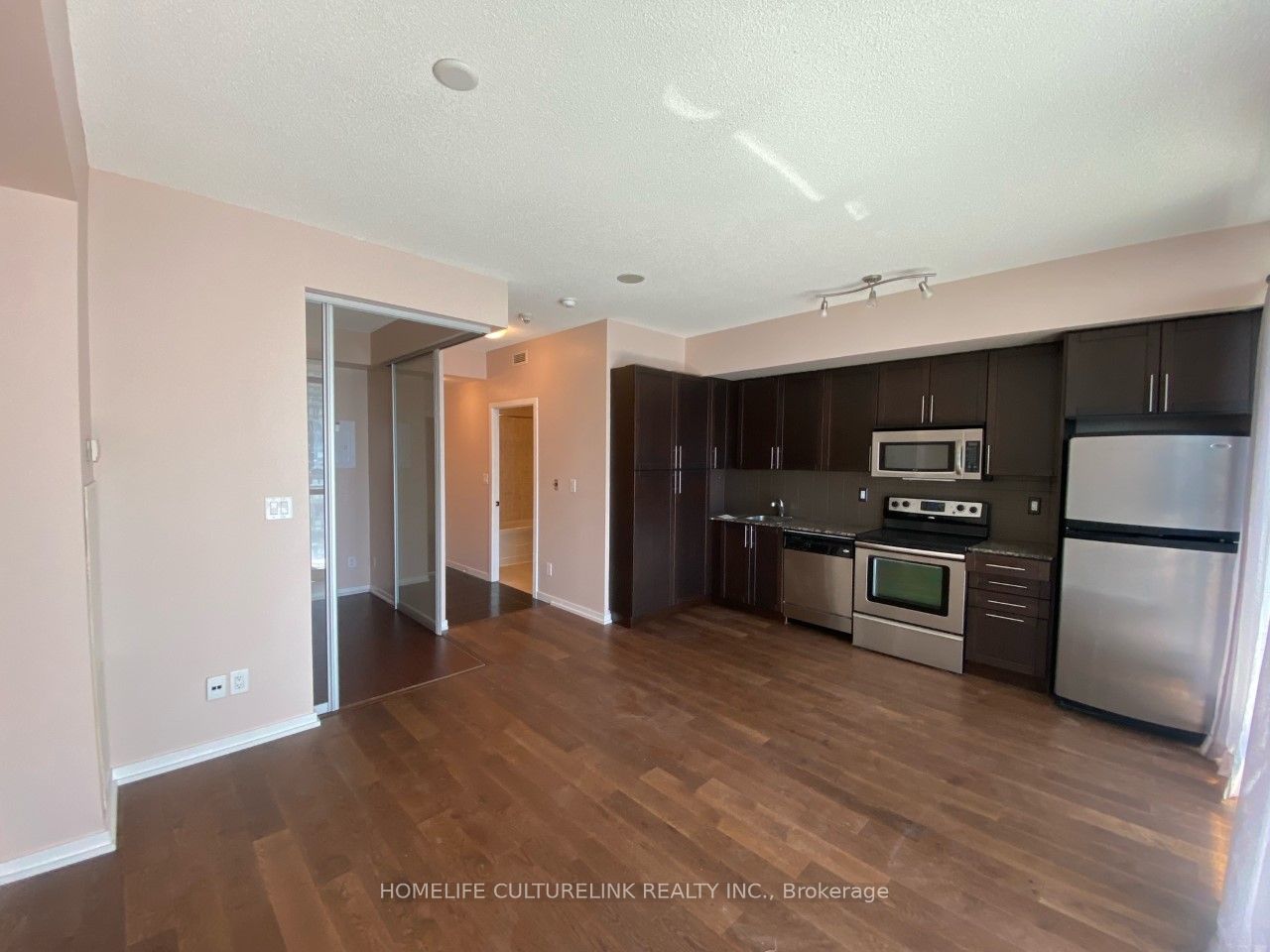 55 Bremner Boulevard 2509, Toronto, ON M5J 0A6 photo 3